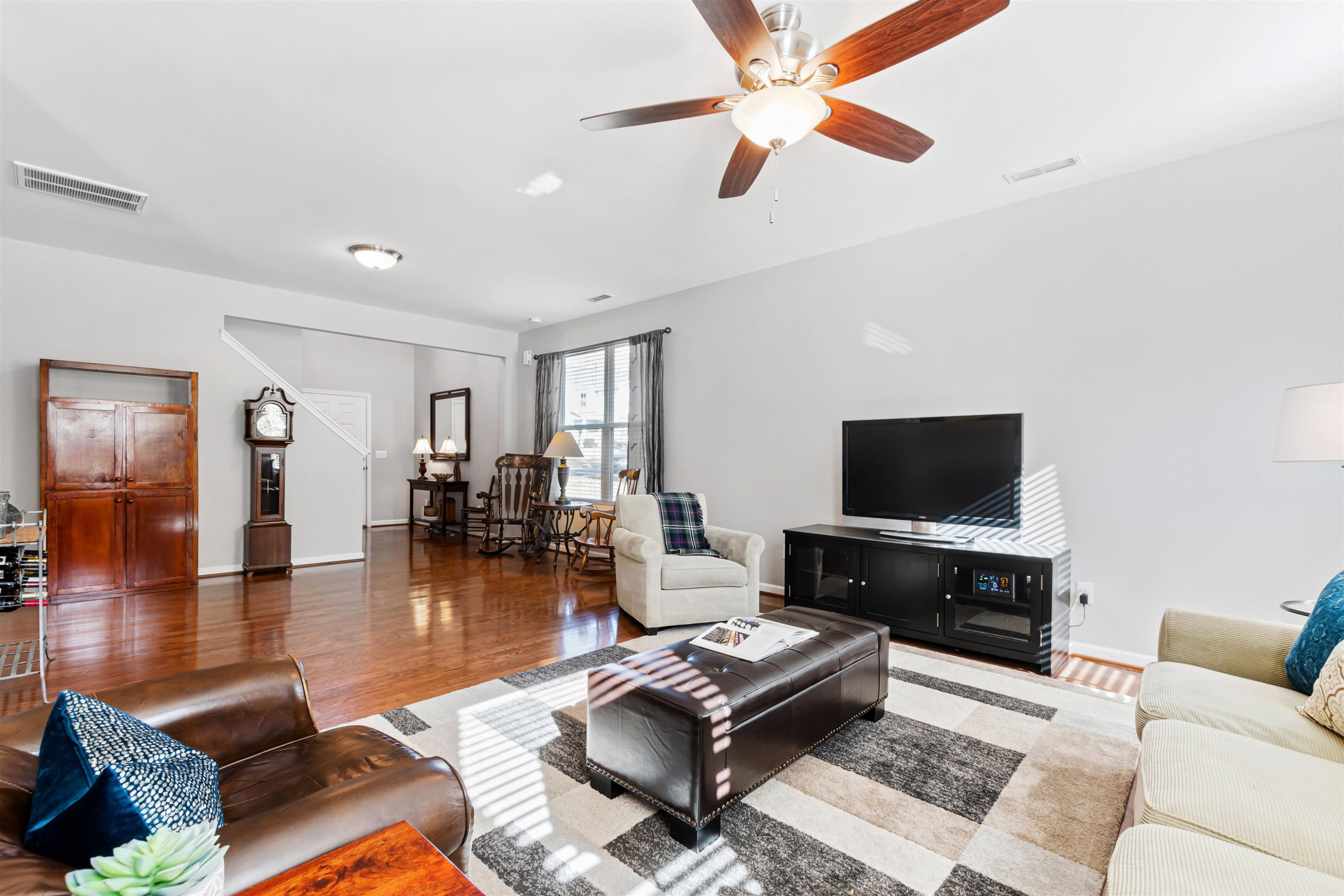 3964 White Kestrel Drive