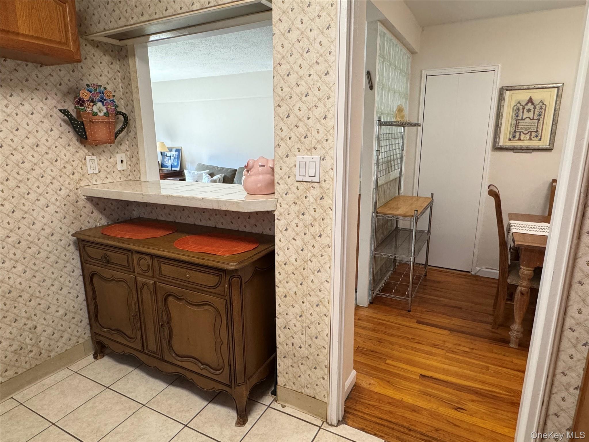139-15 83 Road Unit: 406