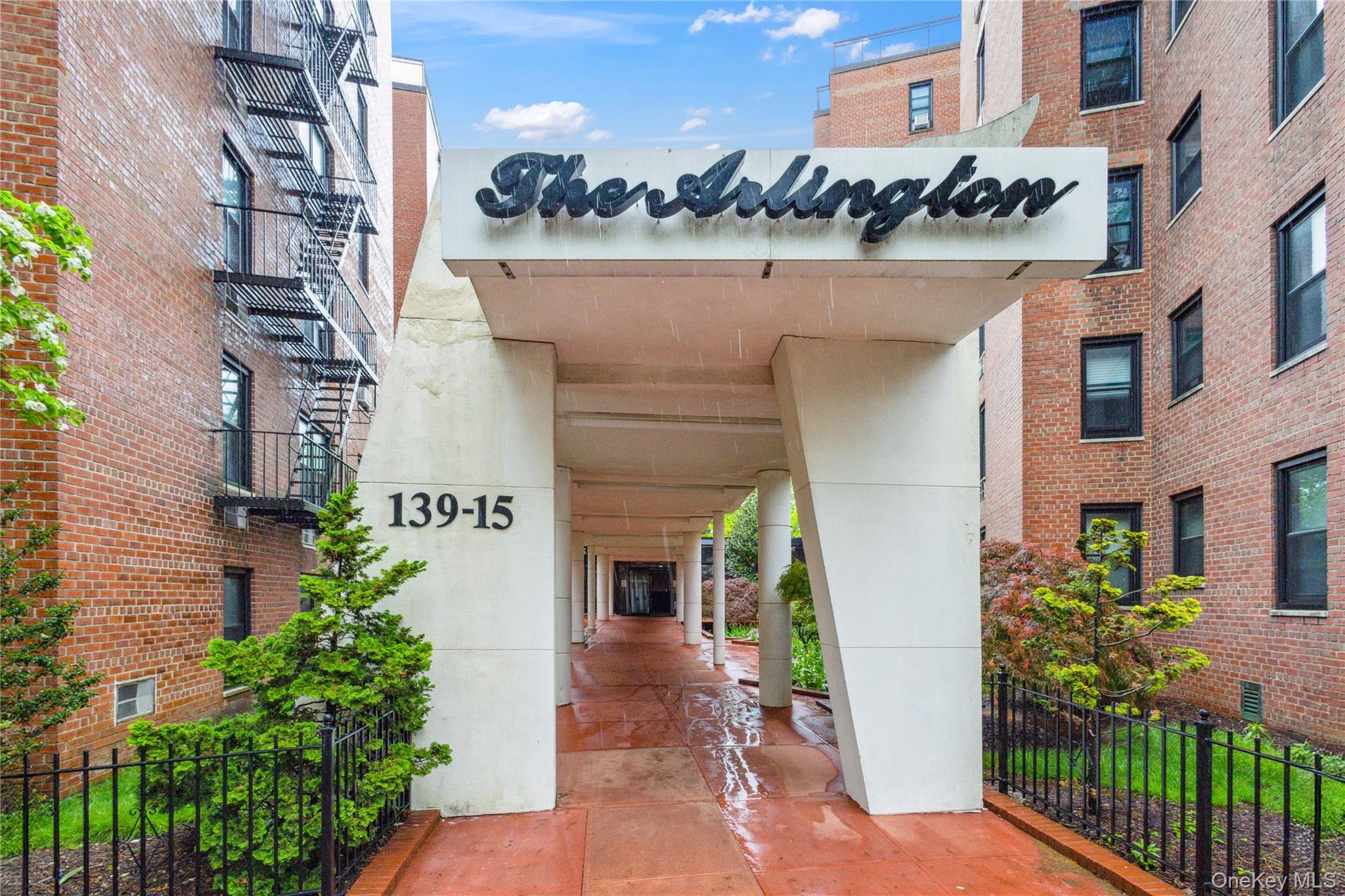 139-15 83 Road Unit: 406
