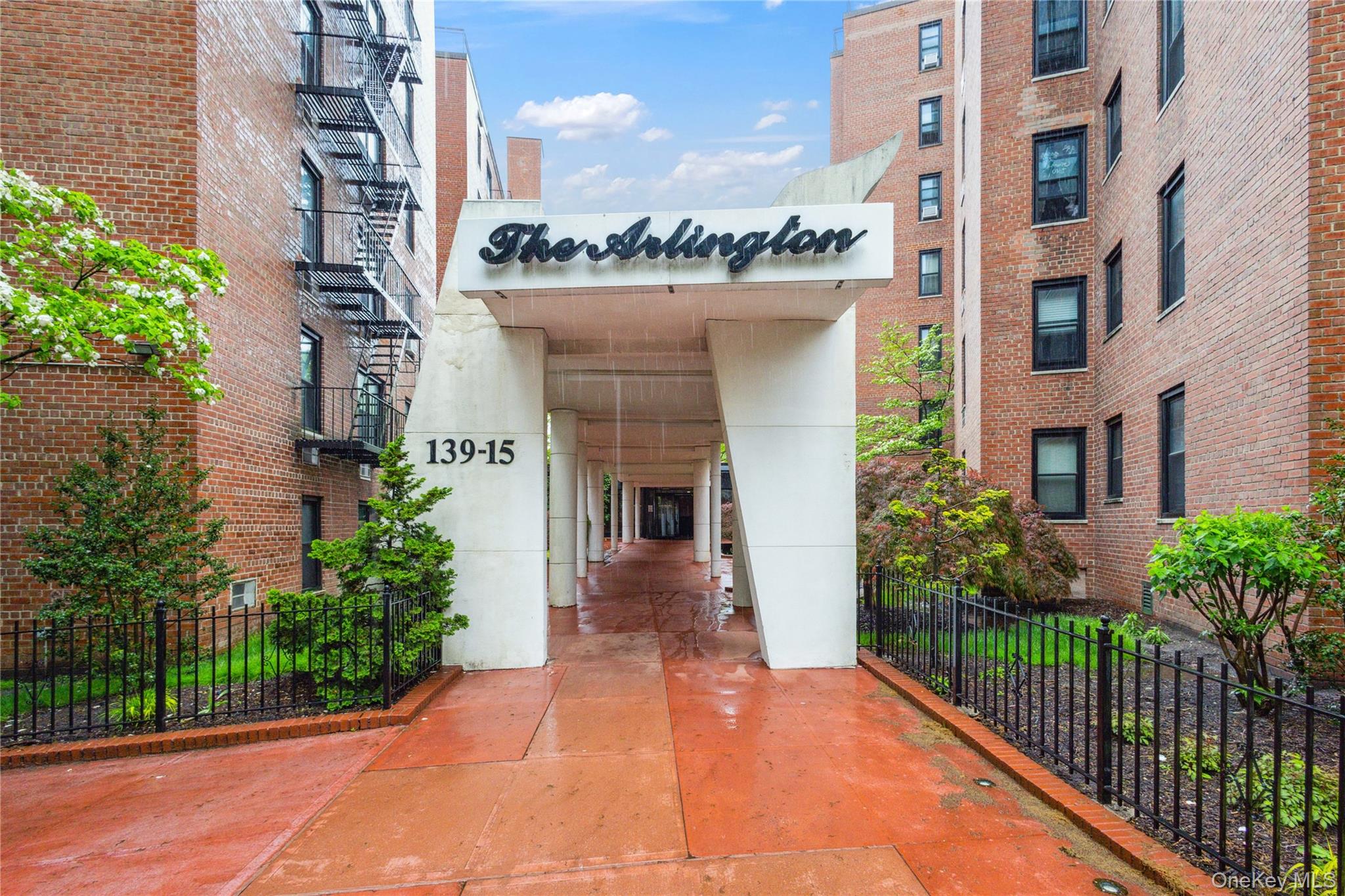139-15 83 Road Unit: 406