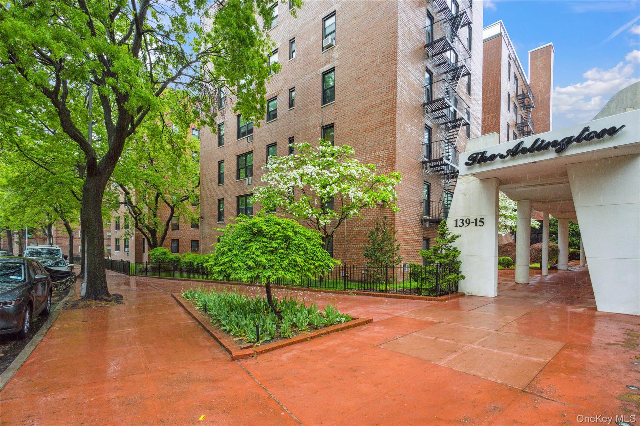 139-15 83 Road Unit: 406
