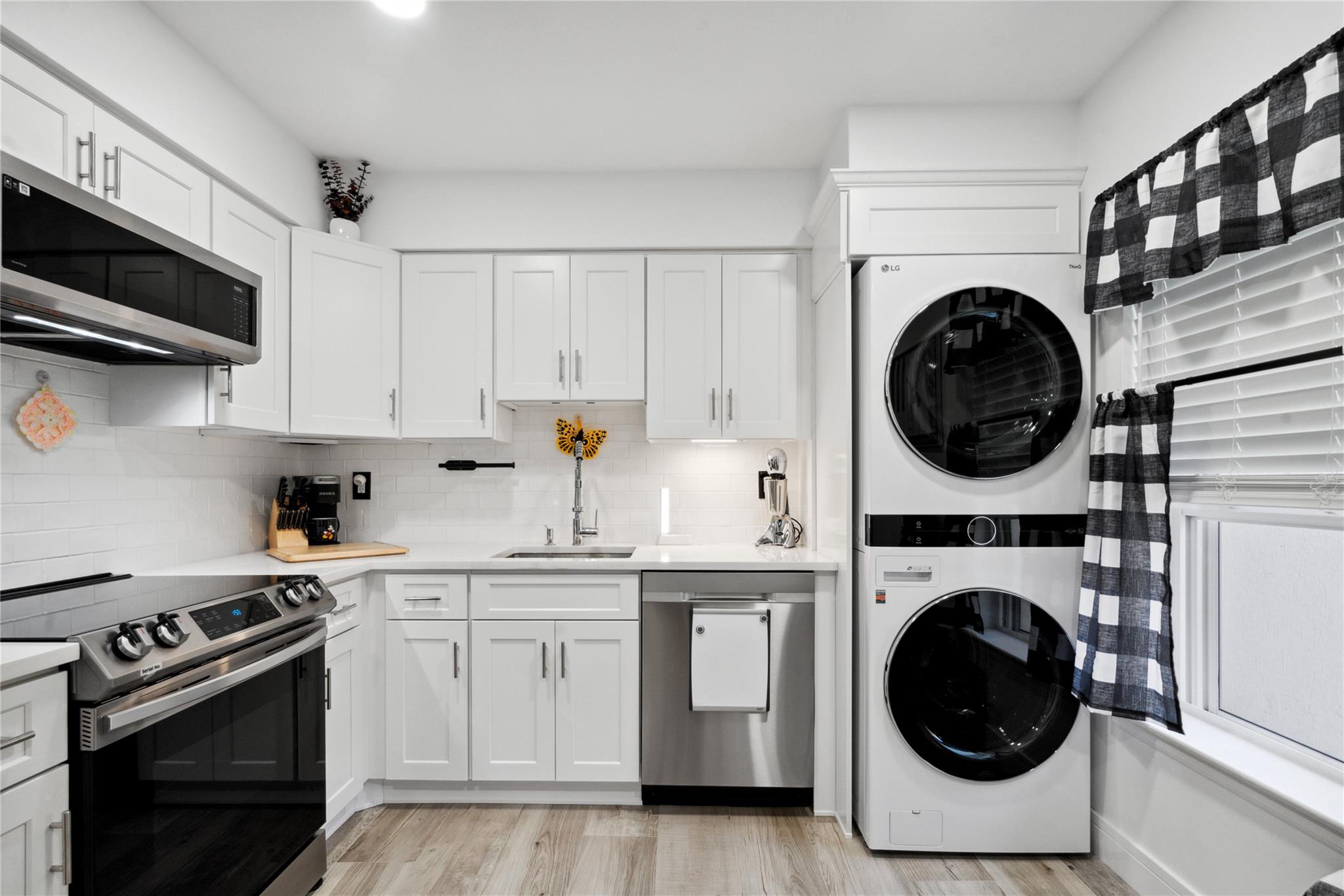 655 Middle Country Road Unit: 8D2