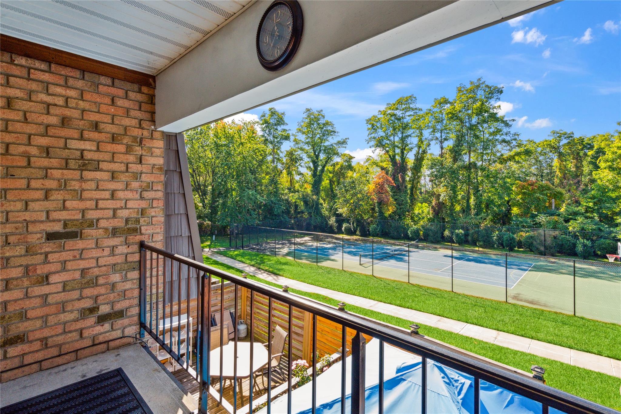 655 Middle Country Road Unit: 8D2