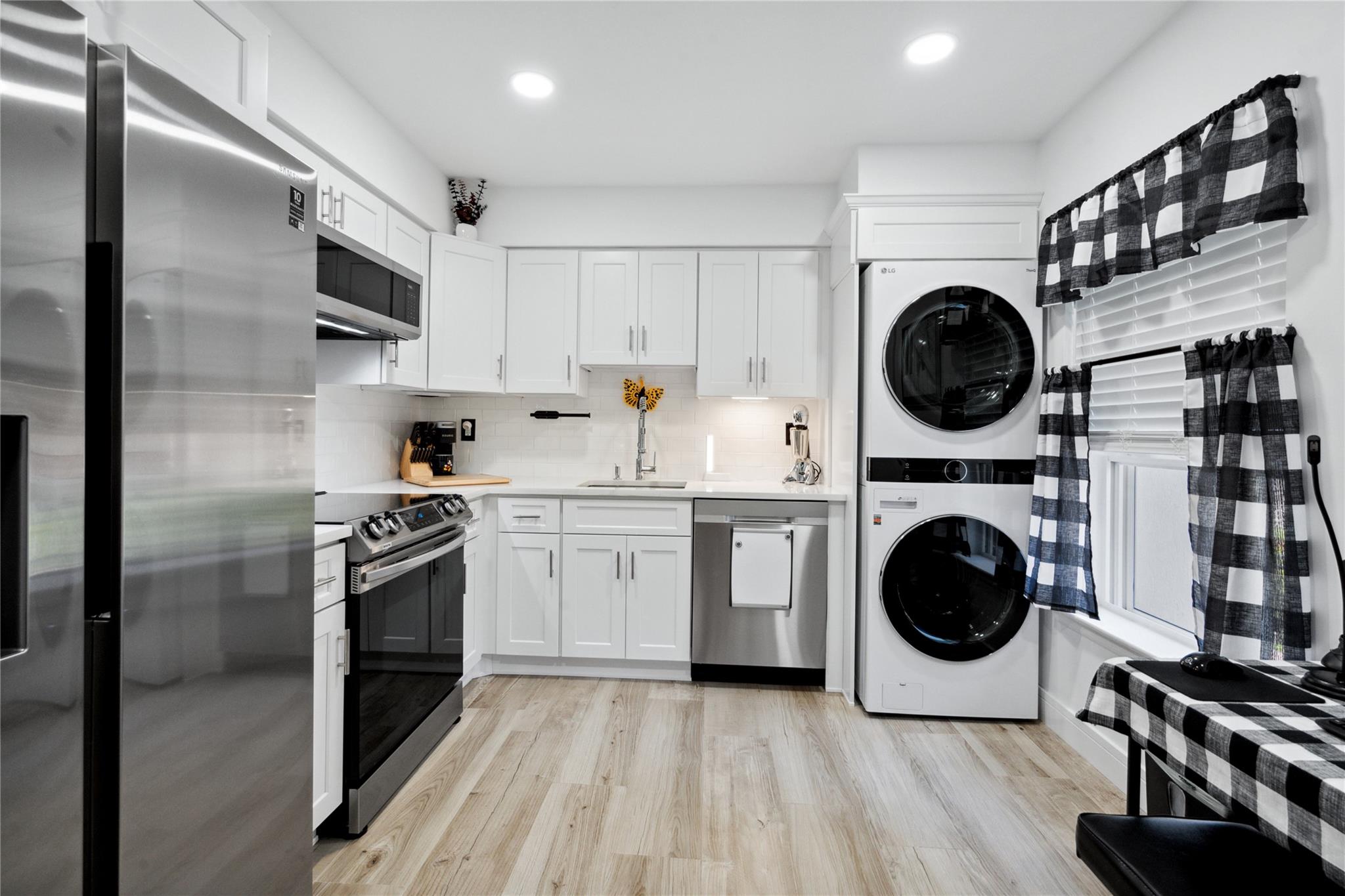 655 Middle Country Road Unit: 8D2