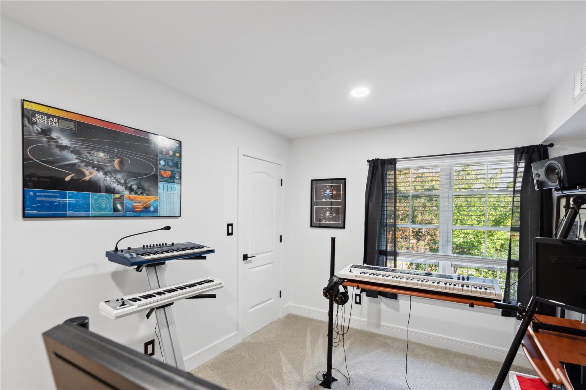655 Middle Country Road Unit: 8D2