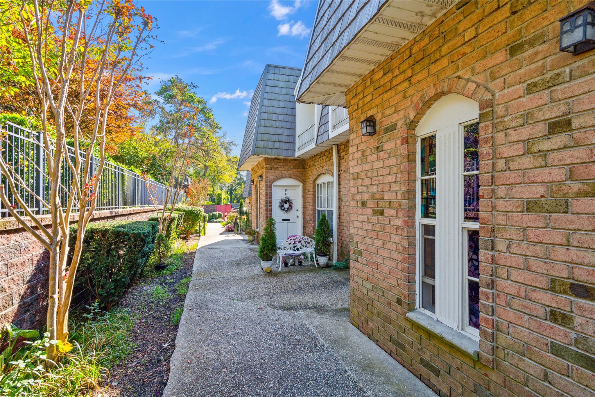 655 Middle Country Road Unit: 8D2