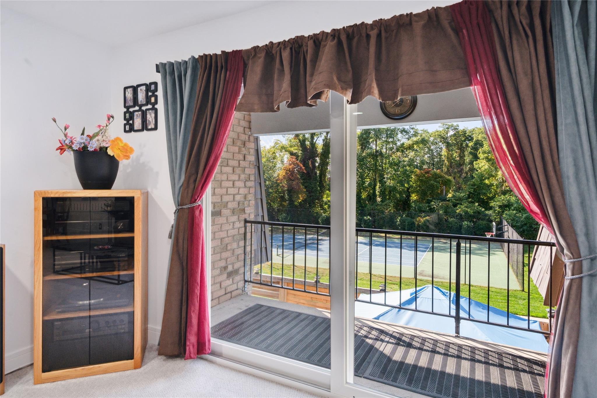 655 Middle Country Road Unit: 8D2