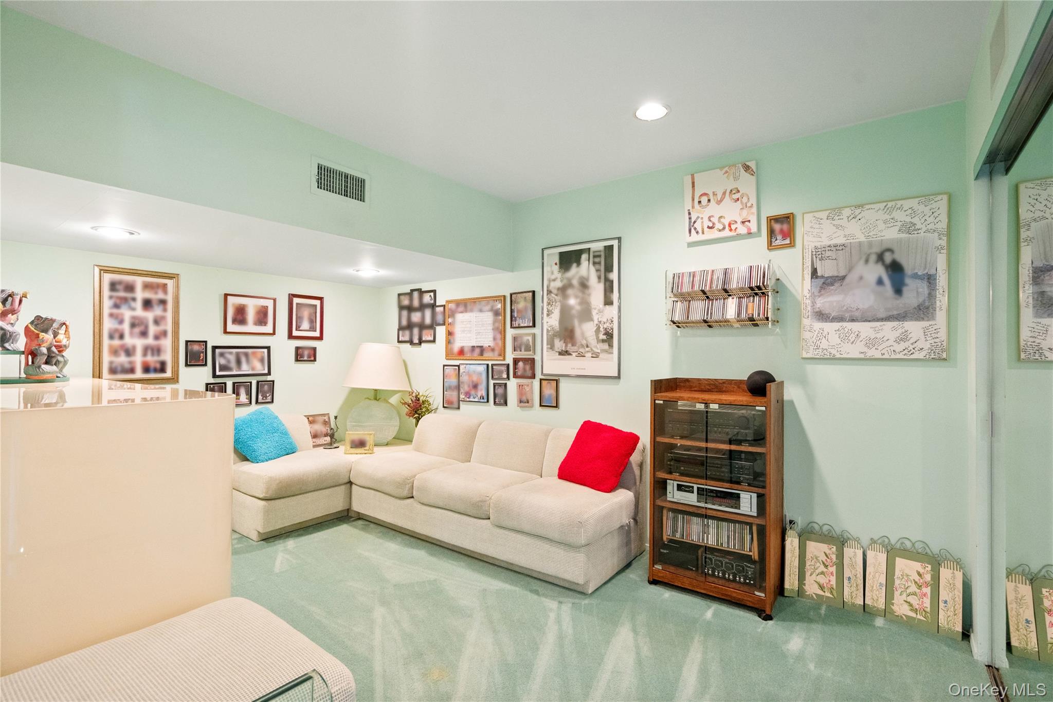 8 Southgate Circle Unit: 8
