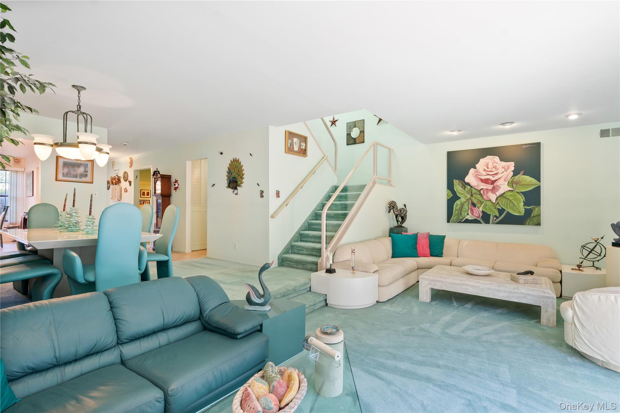 8 Southgate Circle Unit: 8