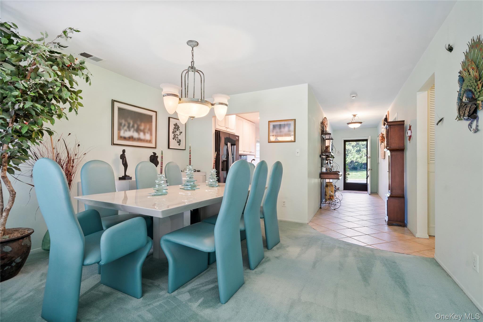 8 Southgate Circle Unit: 8