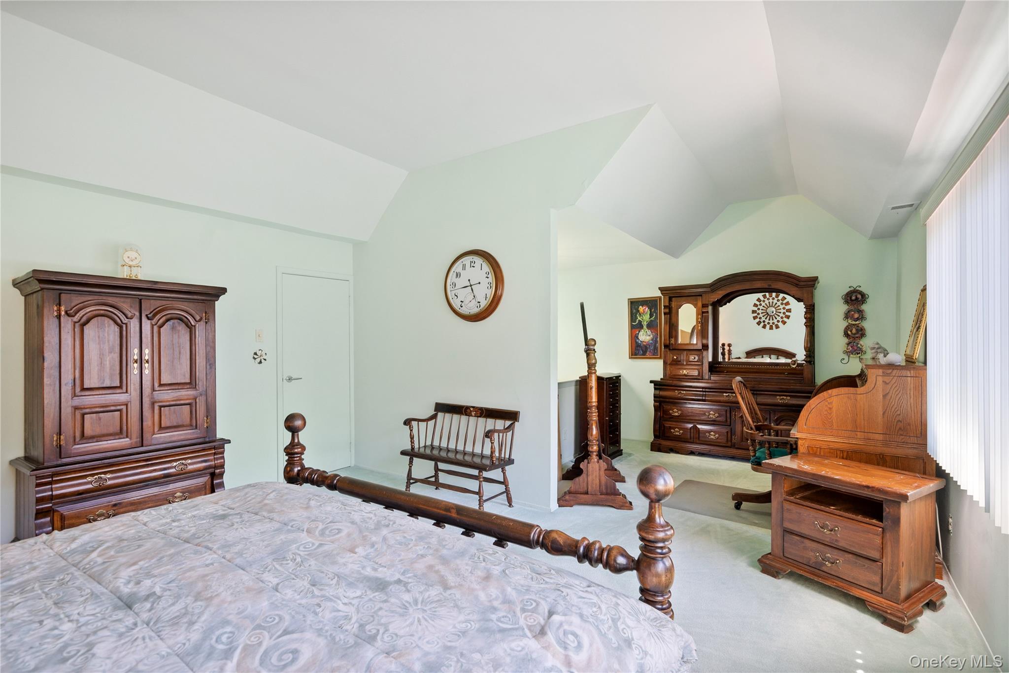 8 Southgate Circle Unit: 8