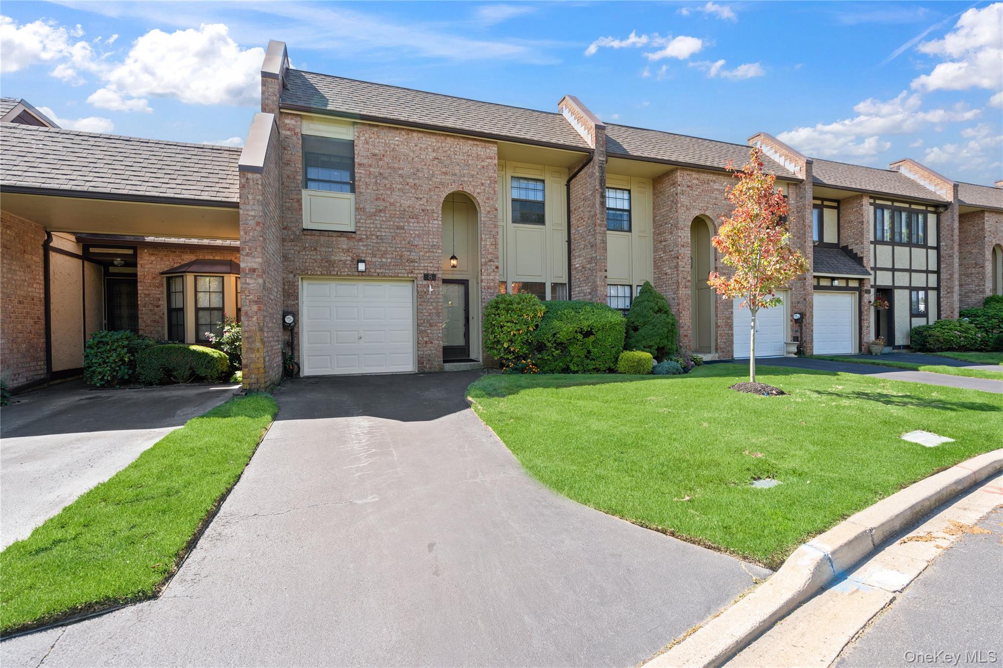 8 Southgate Circle Unit: 8