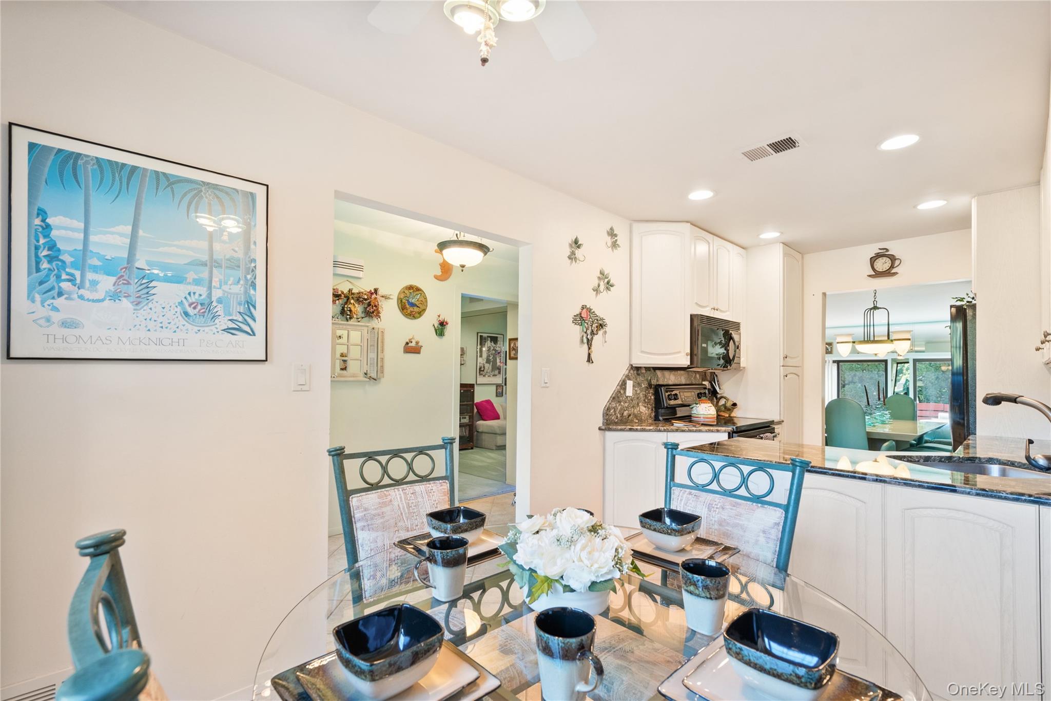8 Southgate Circle Unit: 8