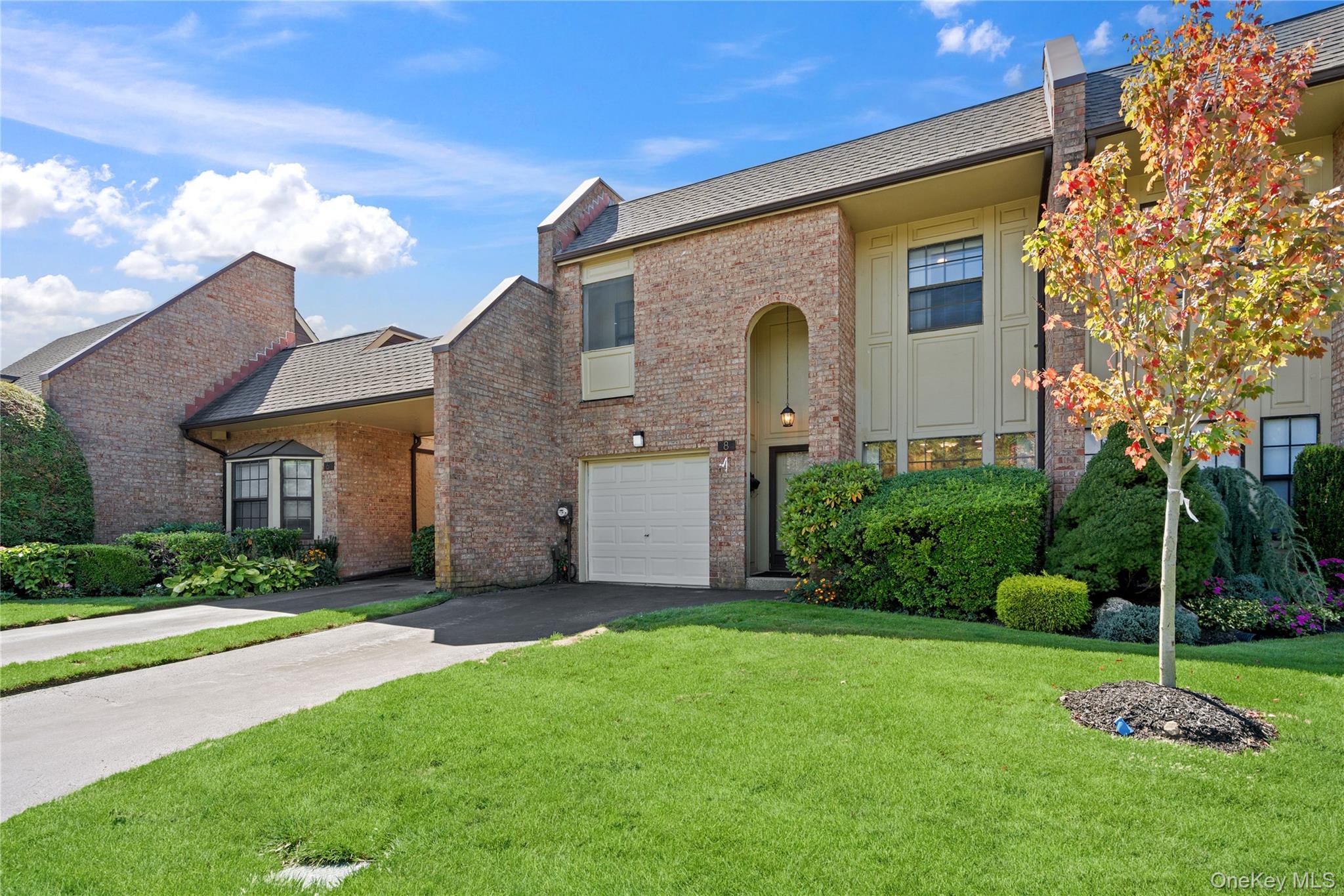 8 Southgate Circle Unit: 8