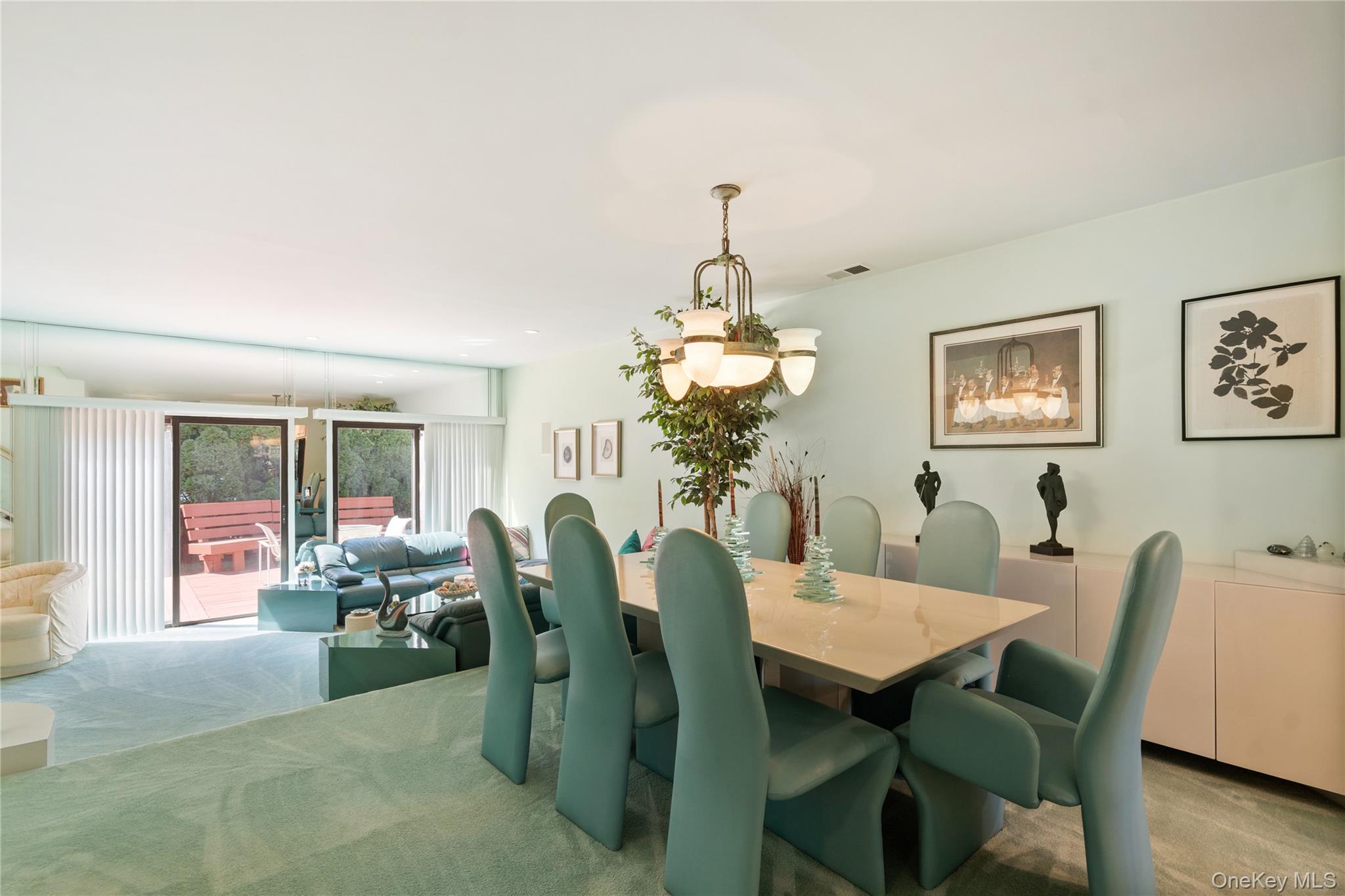 8 Southgate Circle Unit: 8