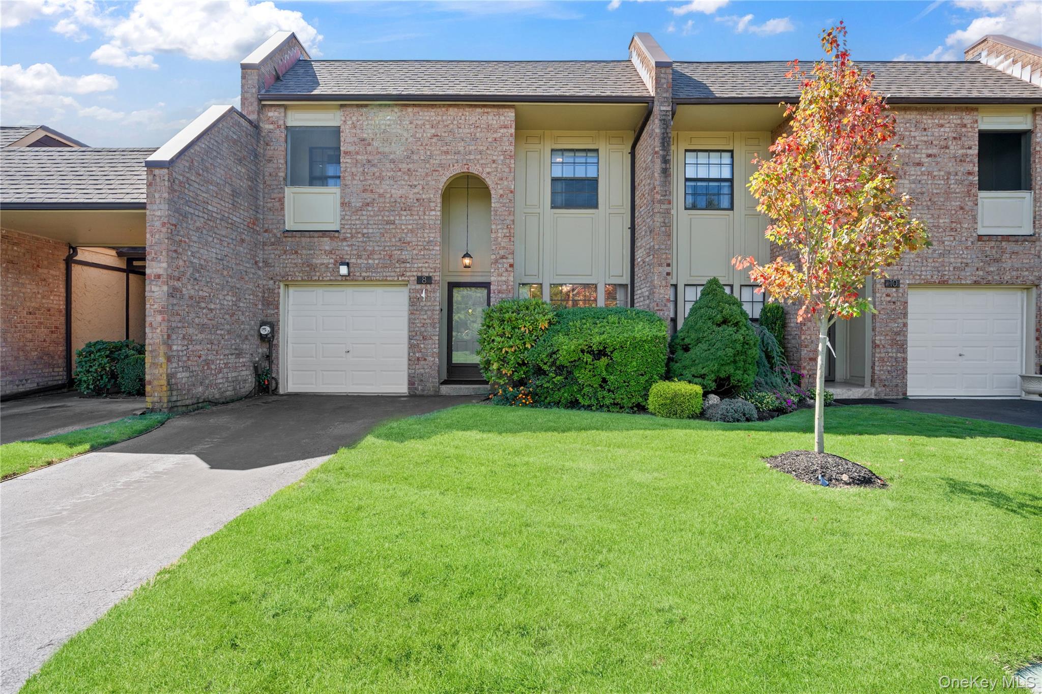 8 Southgate Circle Unit: 8