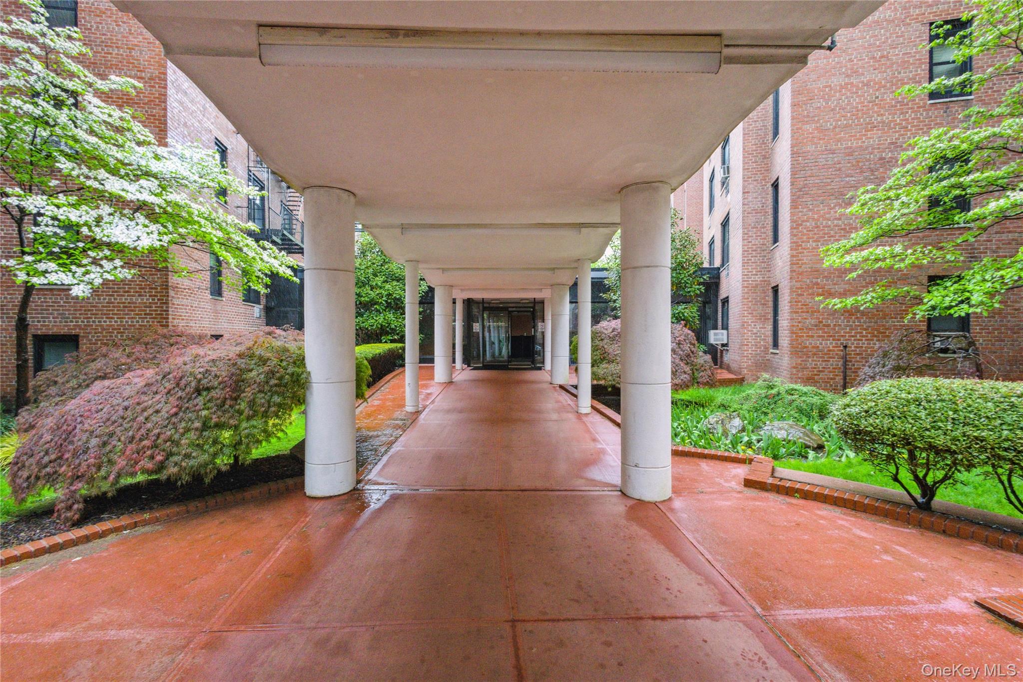 139-15 83 Avenue Unit: 409