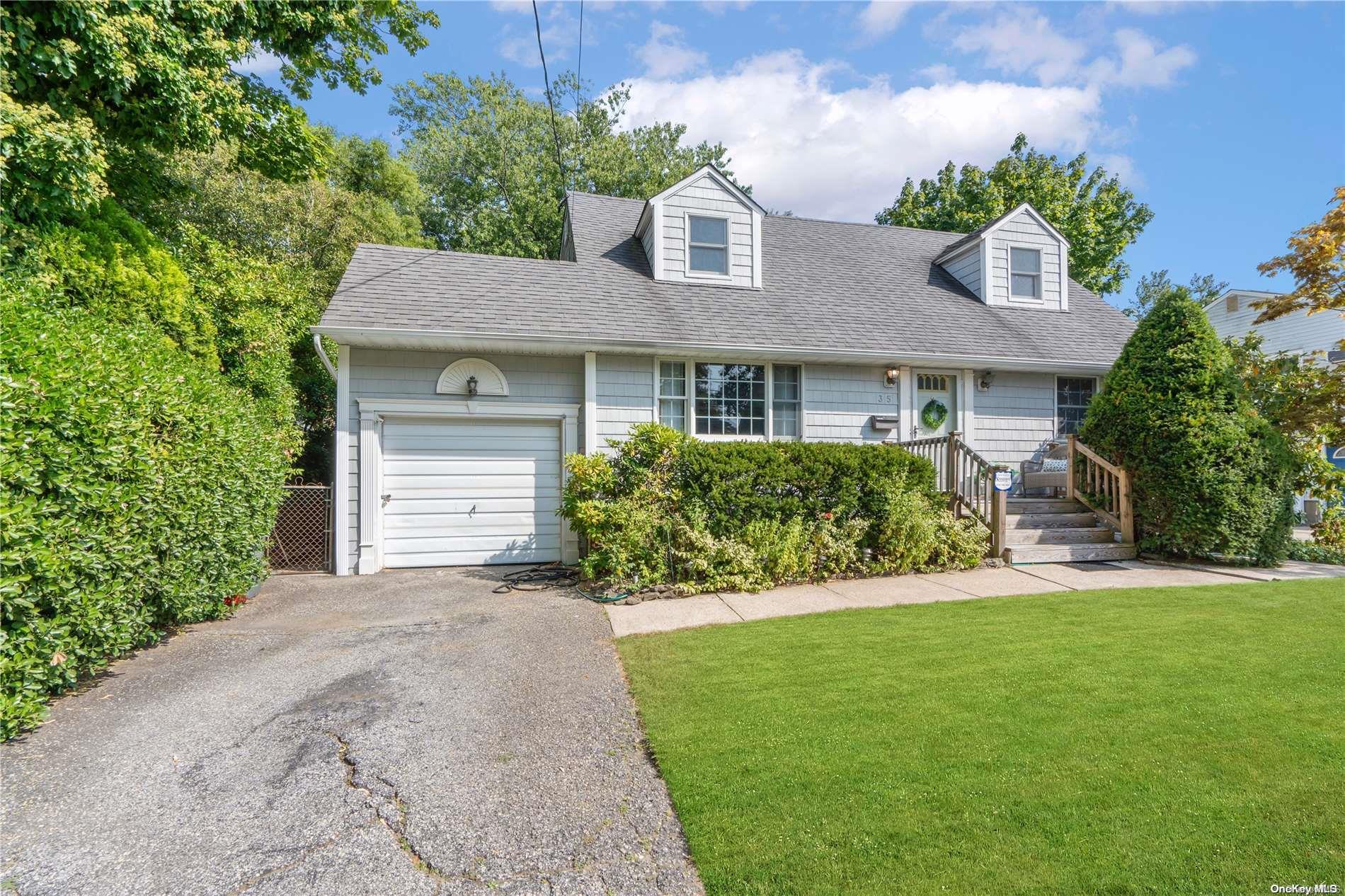 35 Roosevelt Avenue