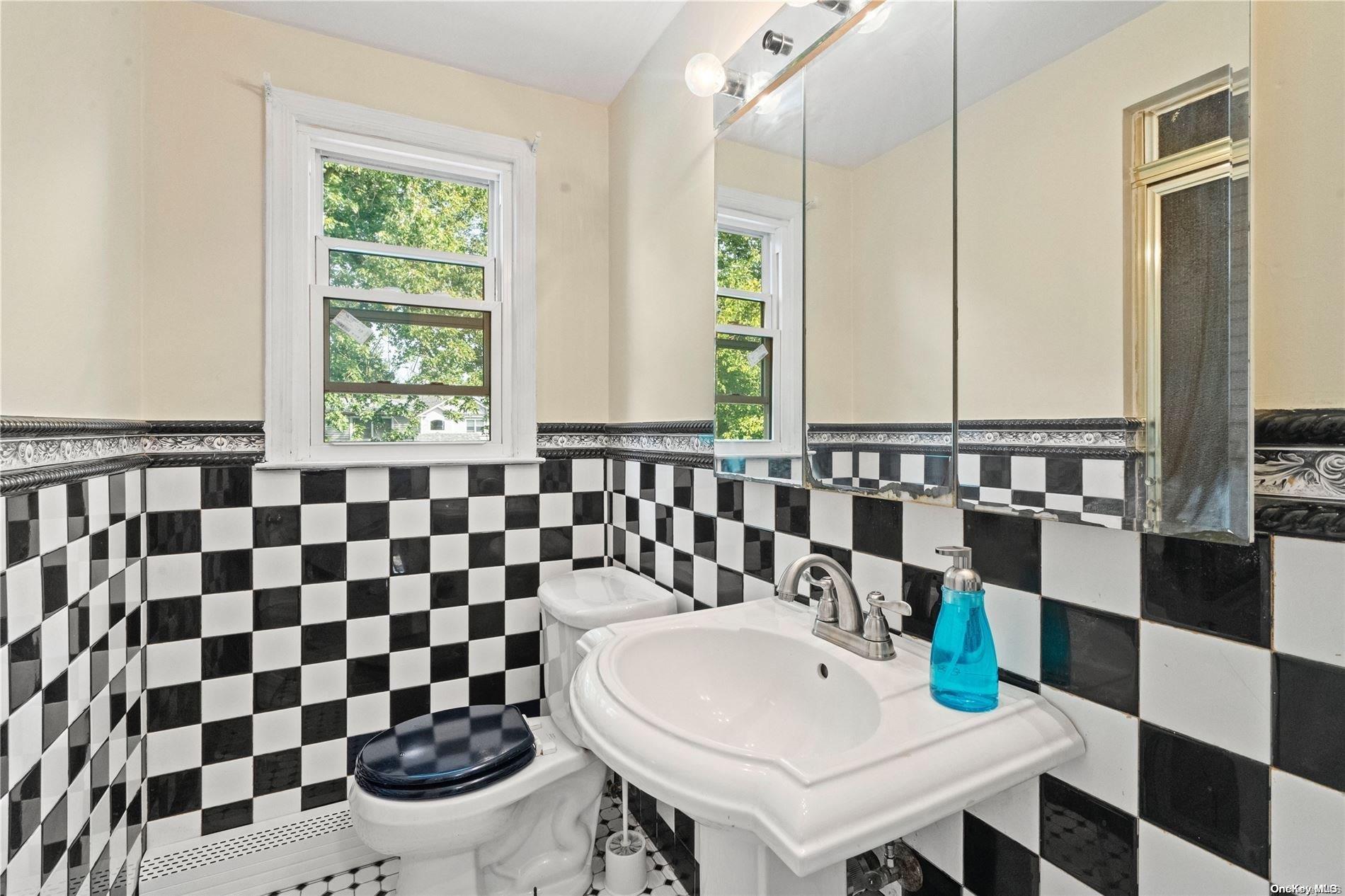 35 Roosevelt Avenue