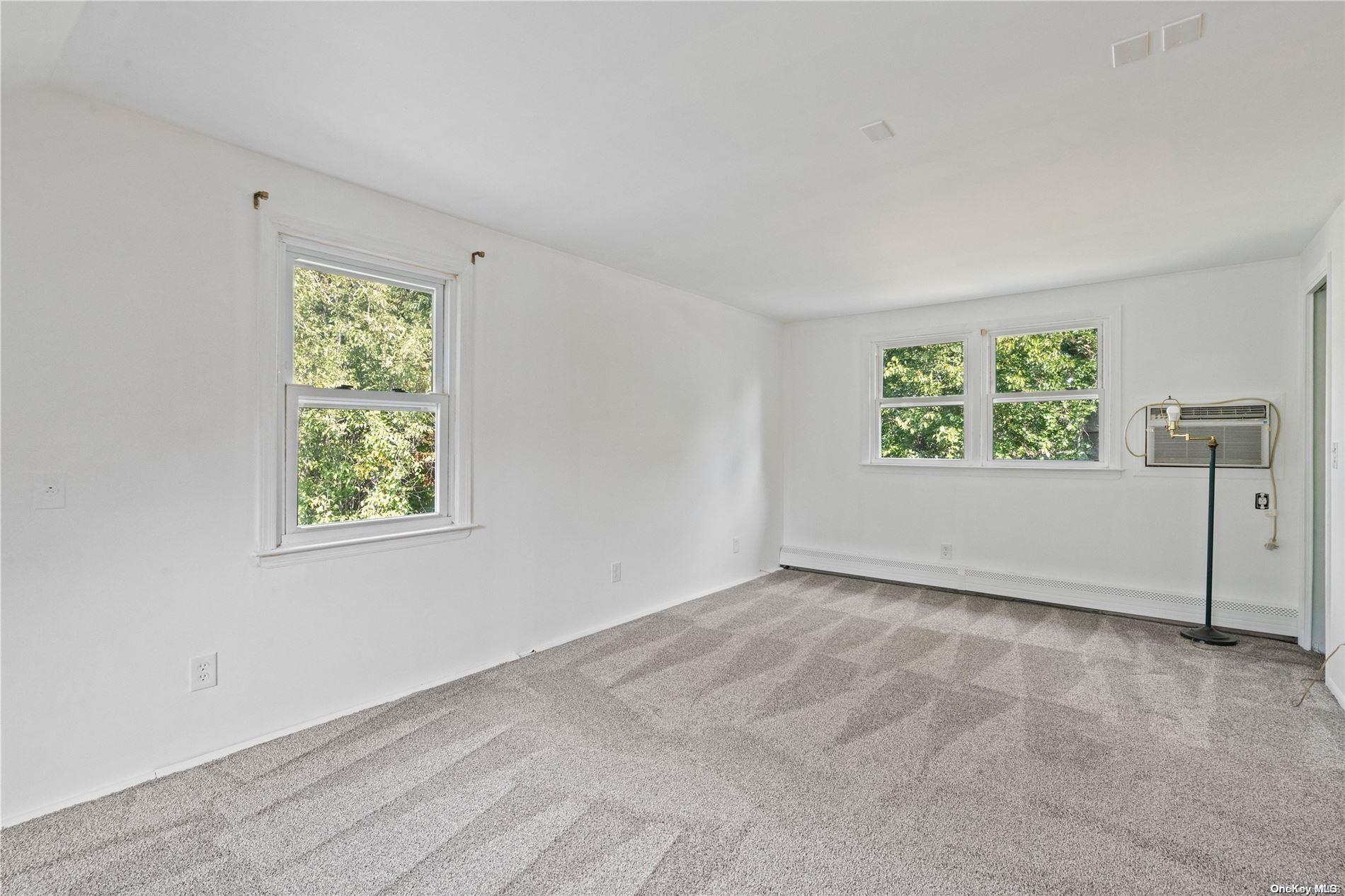 35 Roosevelt Avenue