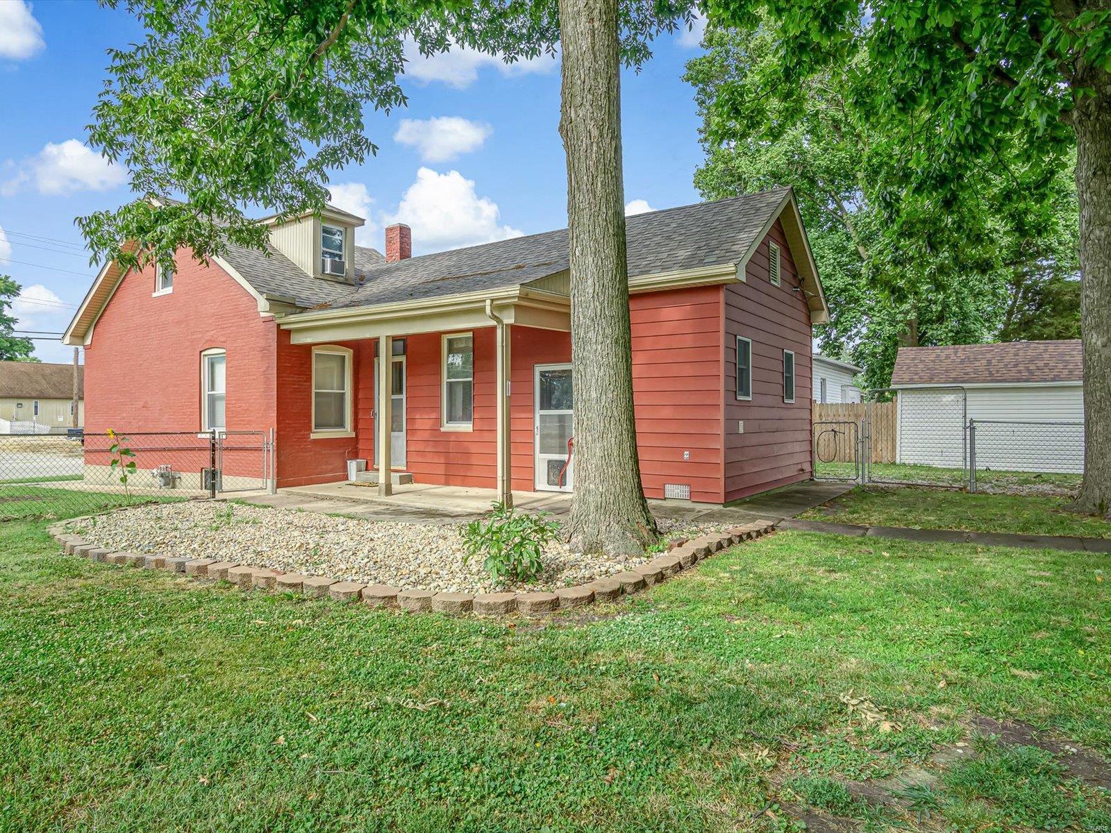 123 W Church Street