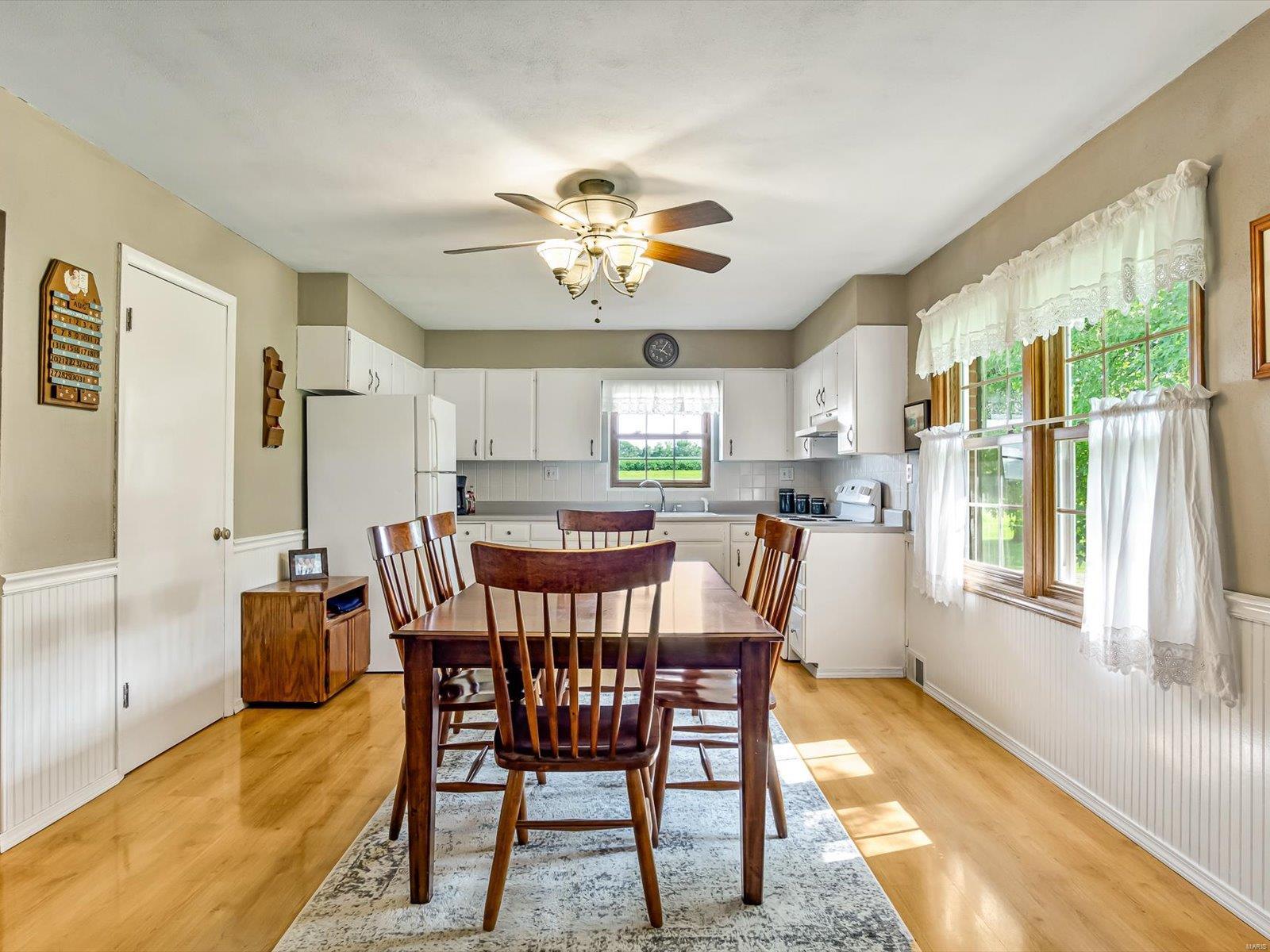 822 Scott Troy Rd Road