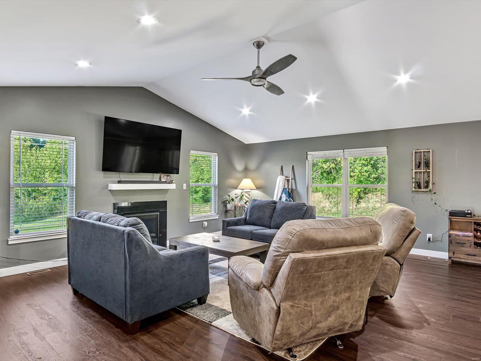 7996 Walker Meadows Drive