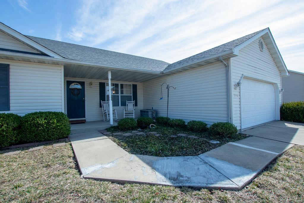 758 Cedar Mill Drive
