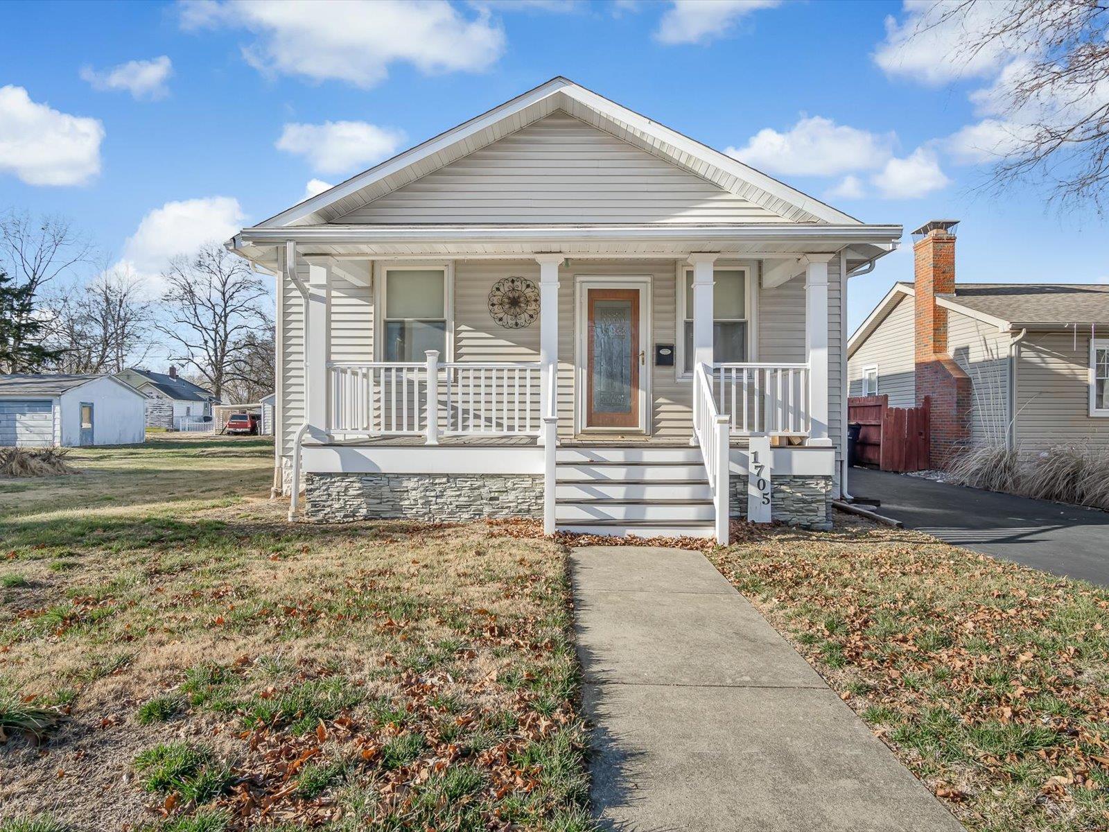 1705 E B Street