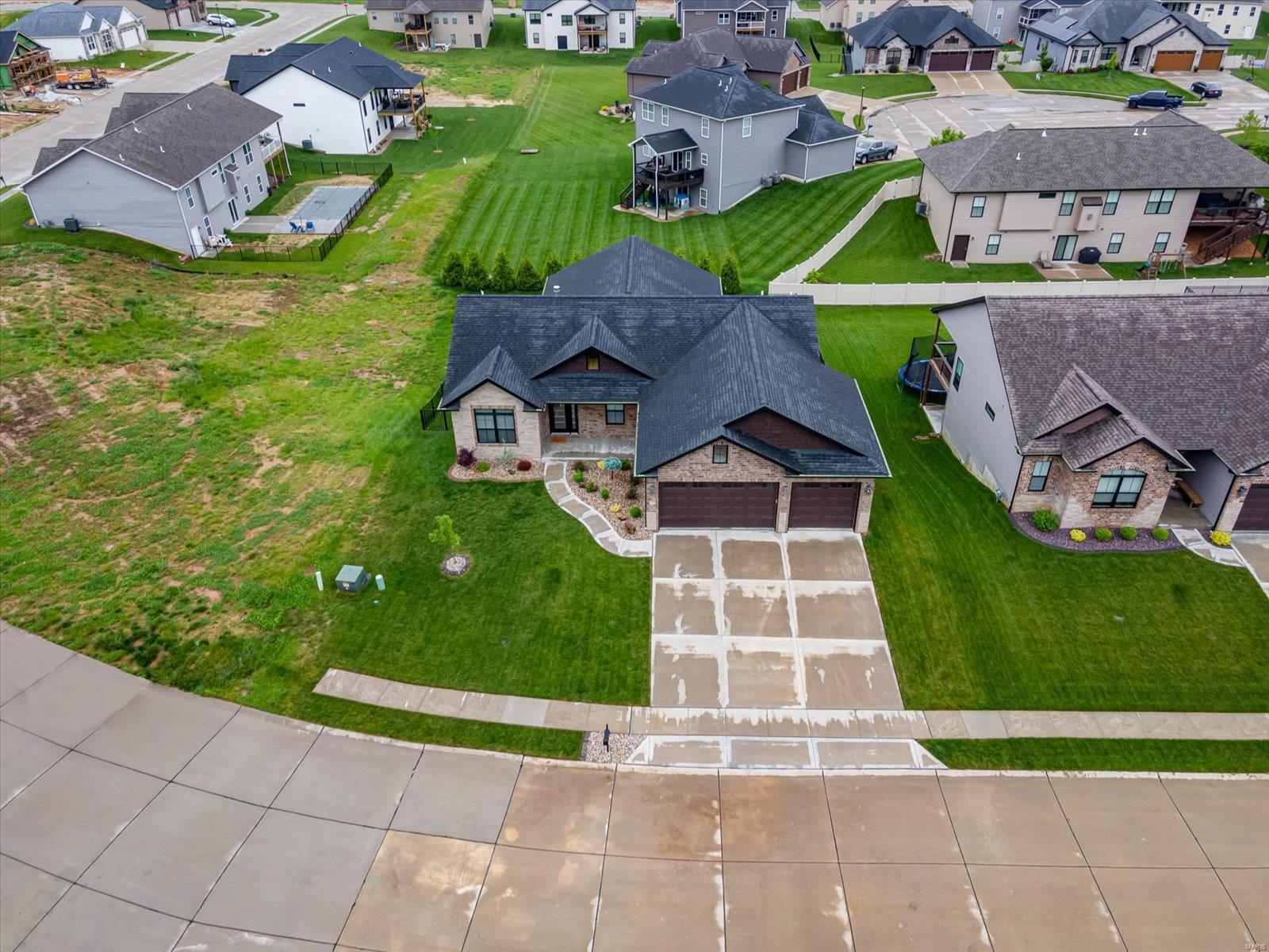 239 Smola Woods Ct Court
