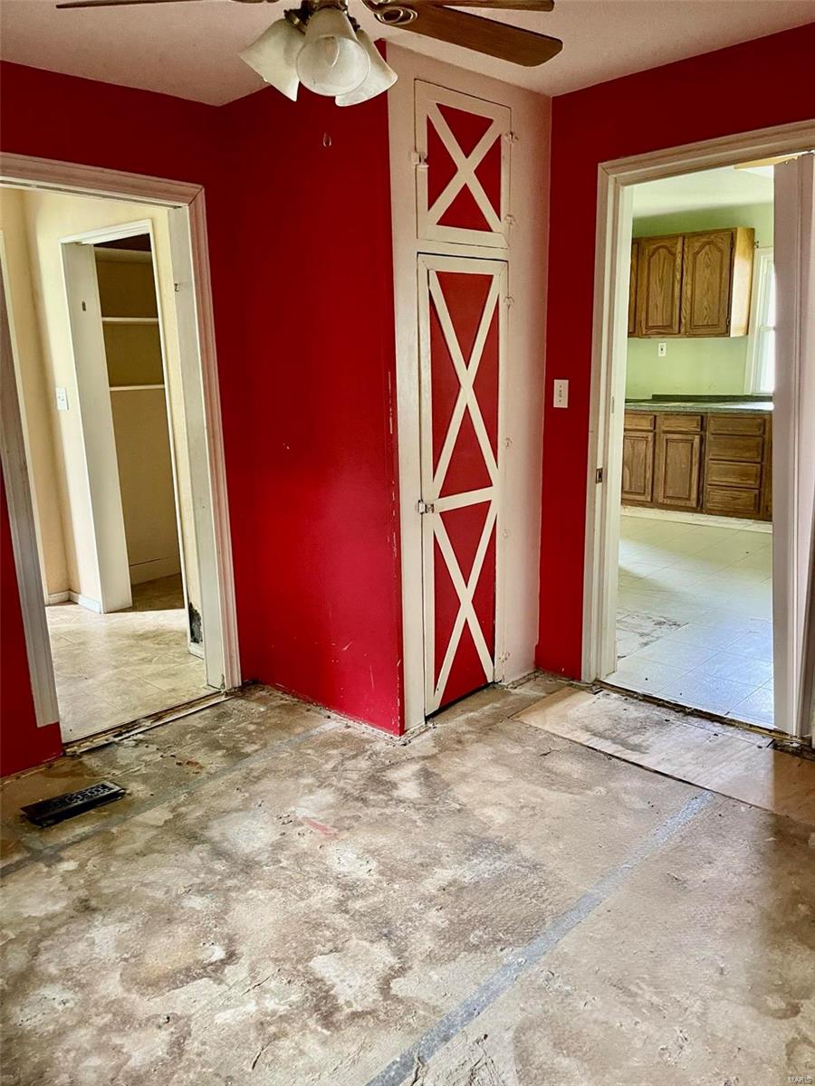 319 Brookside Drive