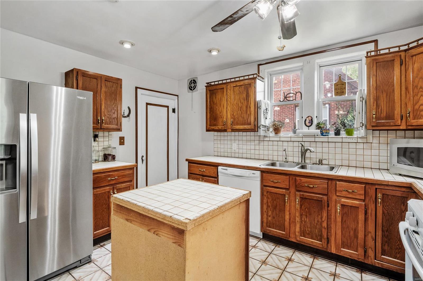107 Glenview Drive