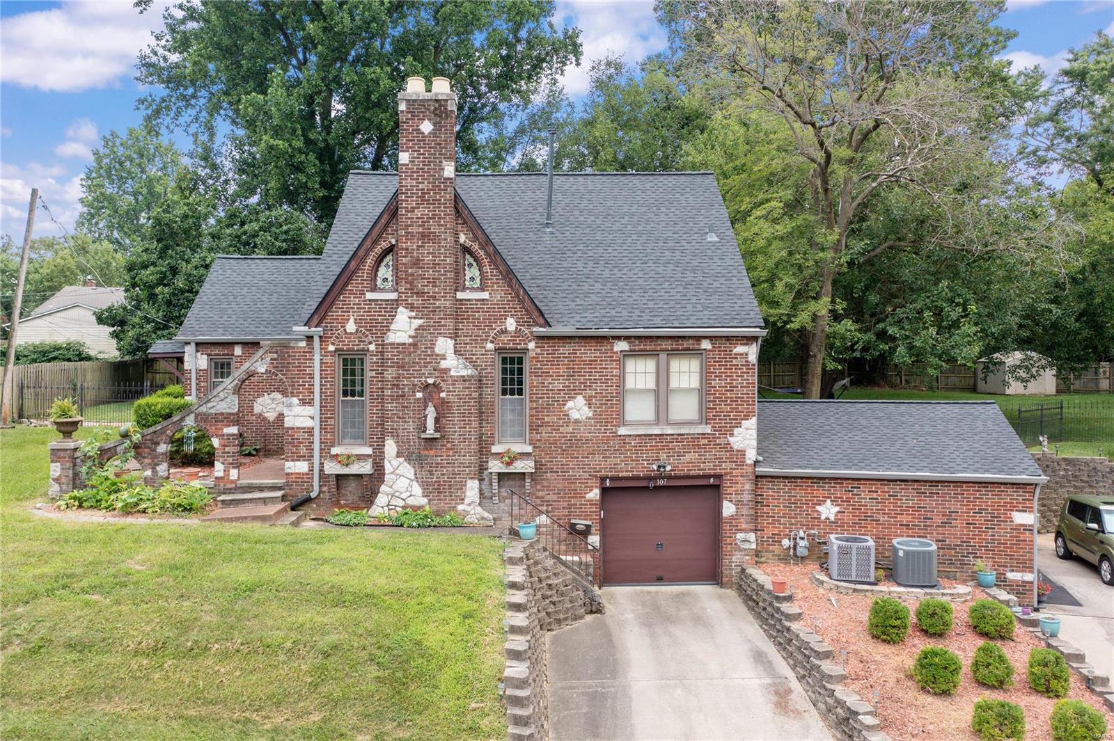 107 Glenview Drive