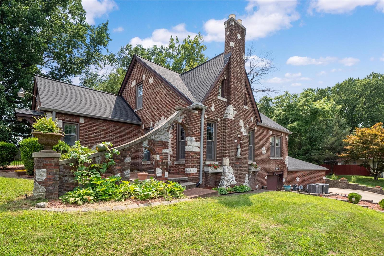 107 Glenview Drive