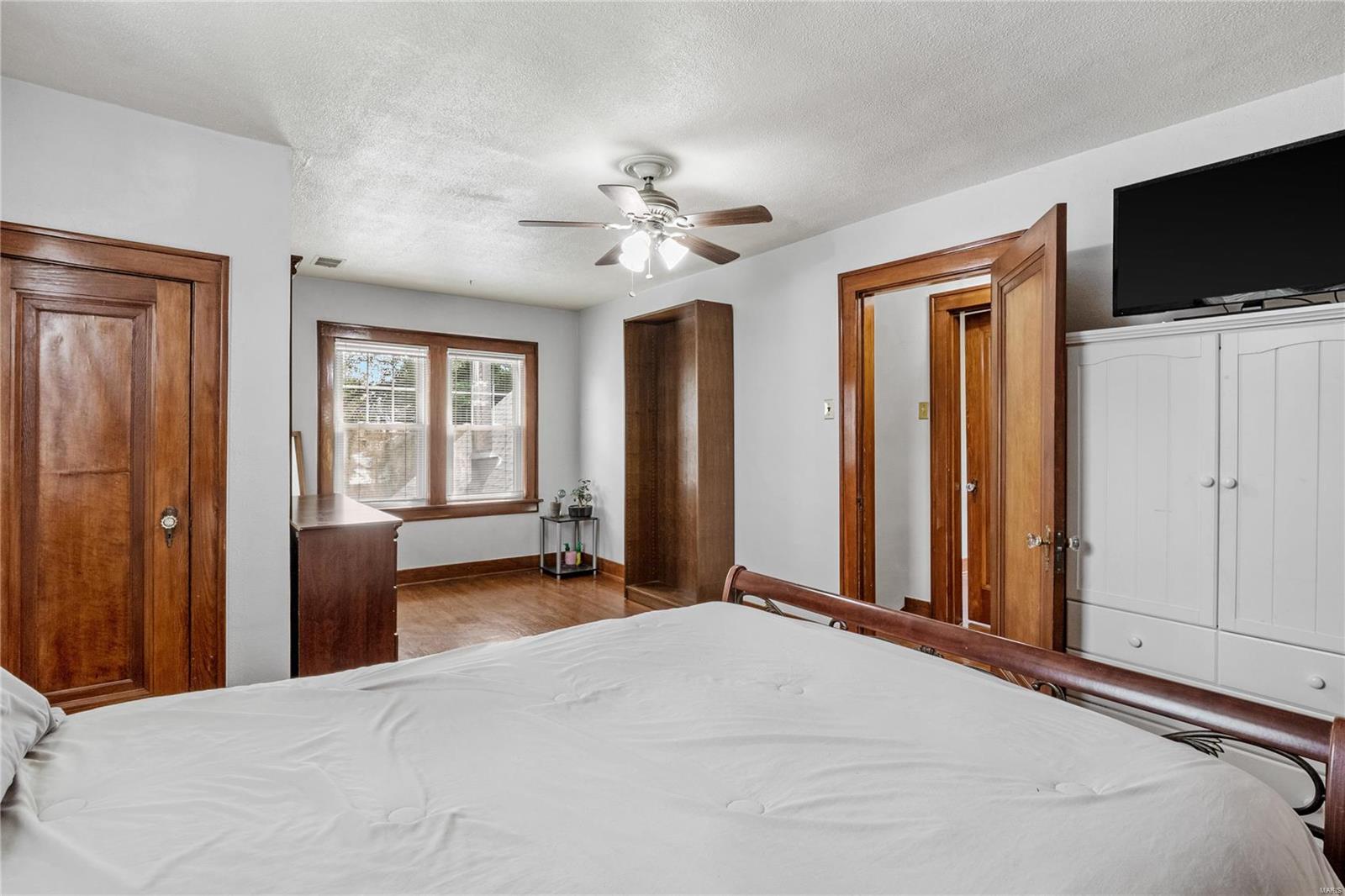 107 Glenview Drive