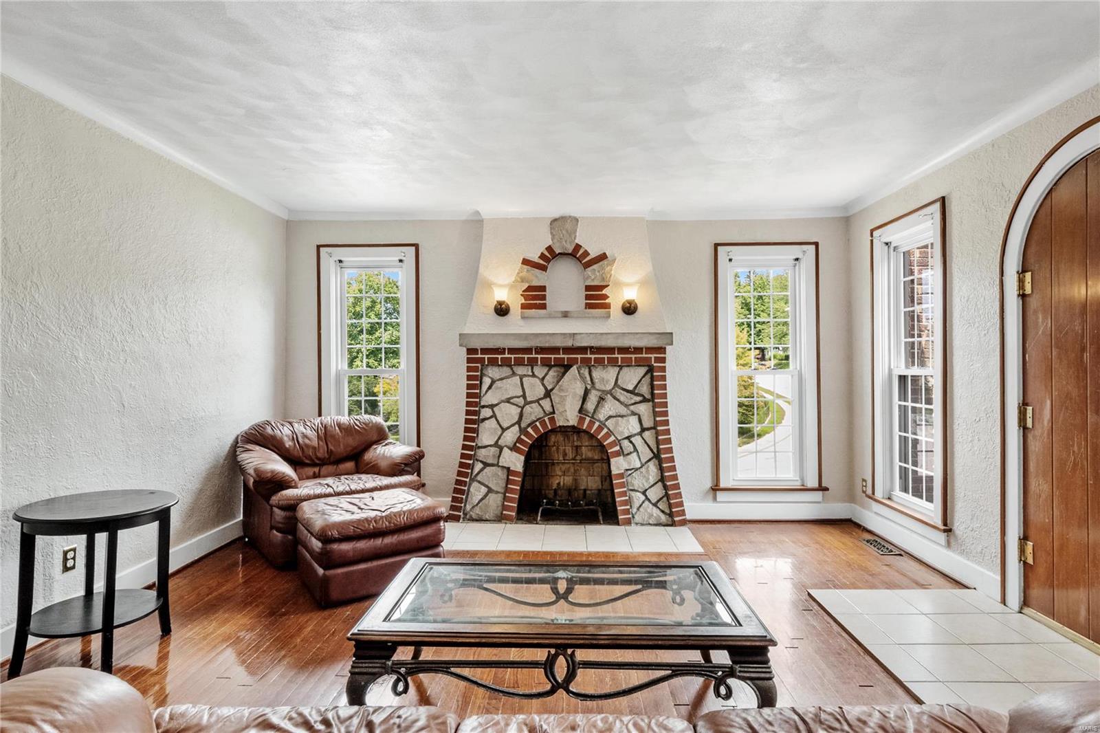 107 Glenview Drive