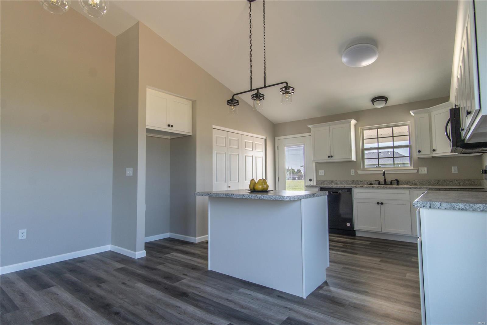 3548 Cardinal Crossing Boulevard