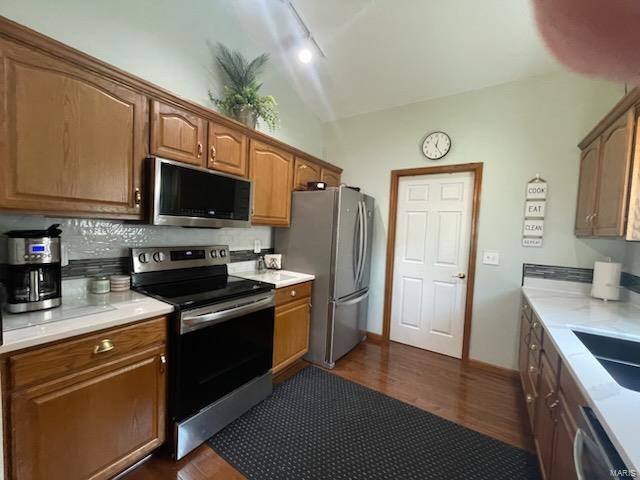 2771 E B Street Road Unit: F
