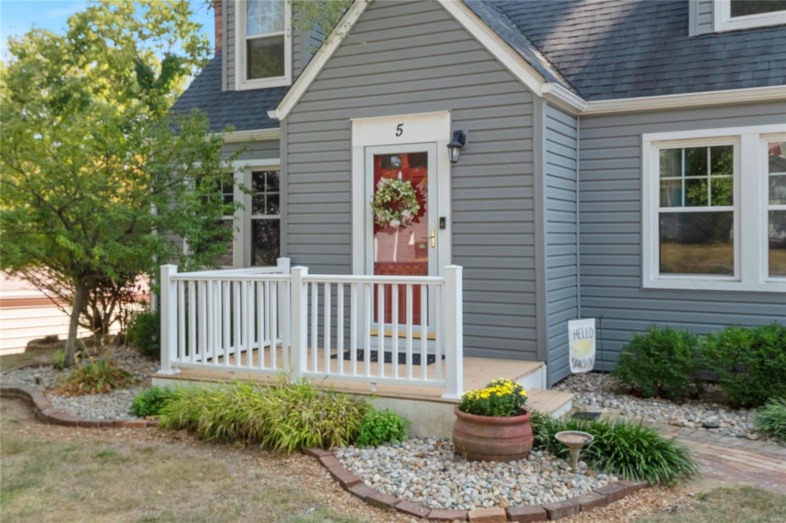 5 Hilldale Drive
