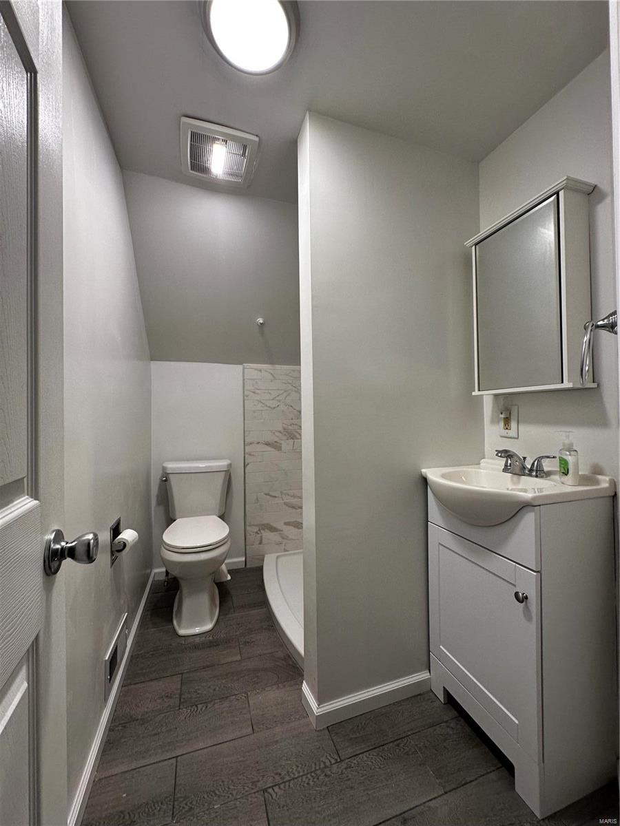 115 W 5th Street