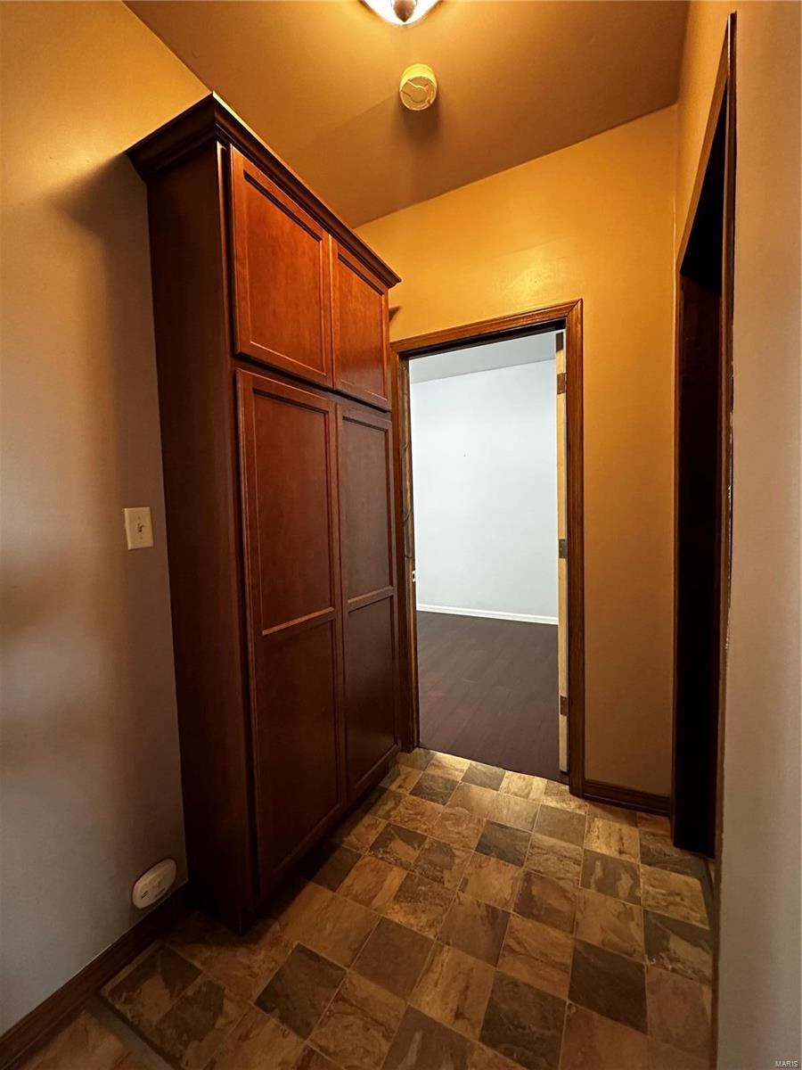115 W 5th Street
