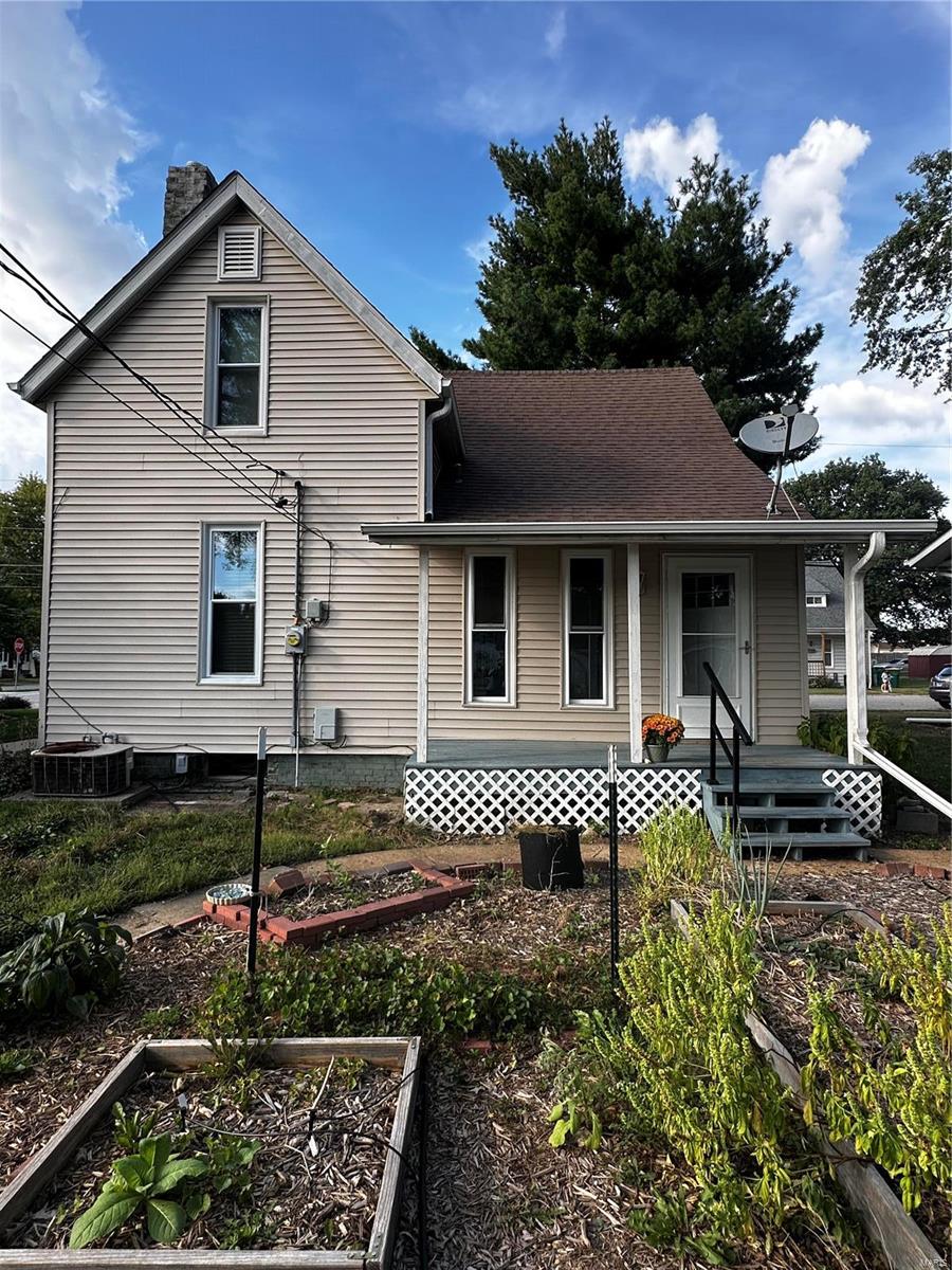 115 W 5th Street