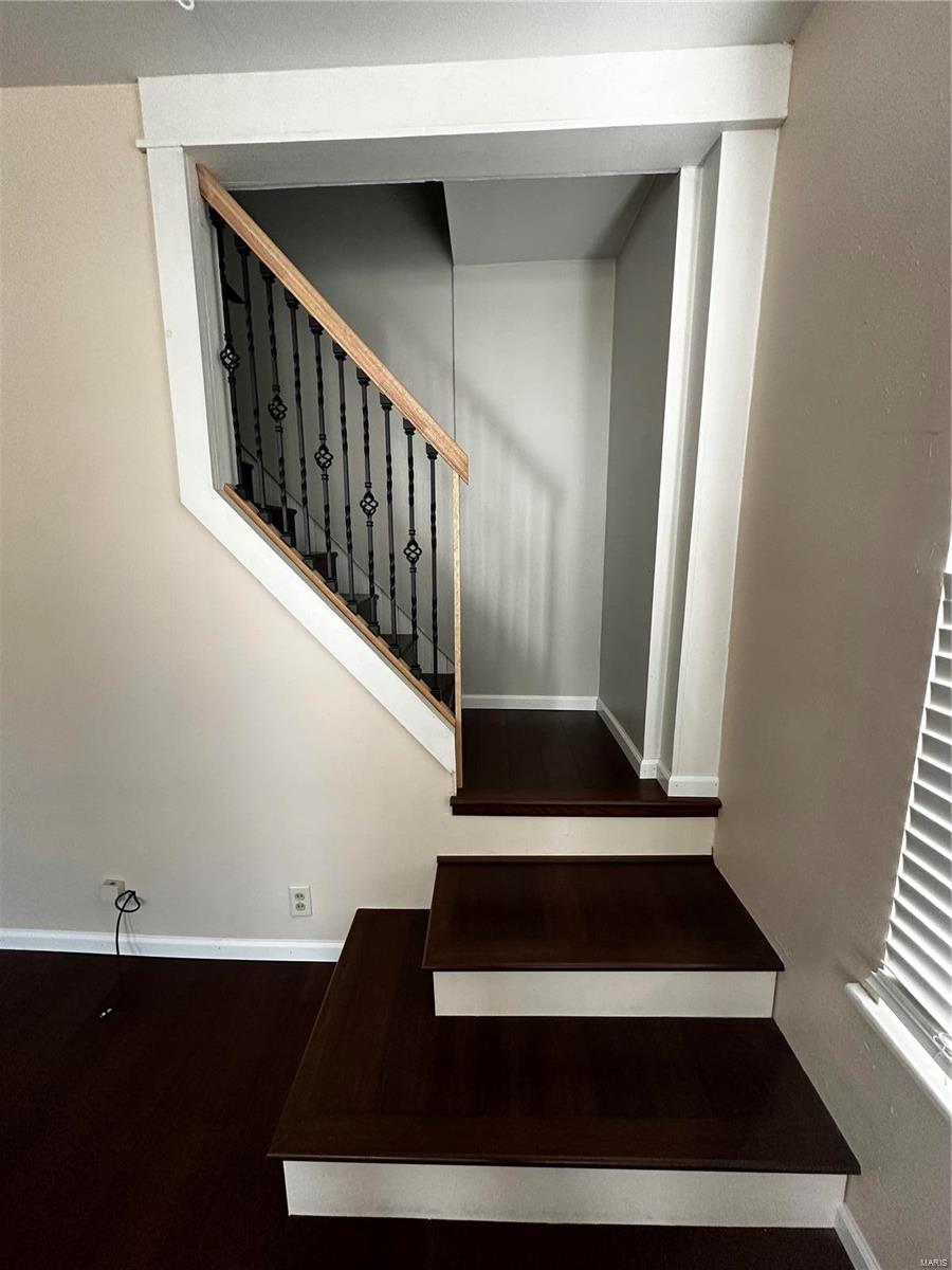 115 W 5th Street