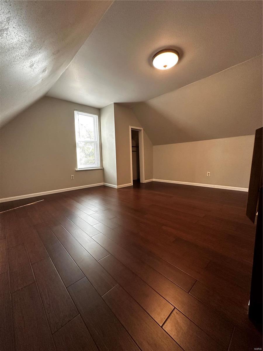 115 W 5th Street