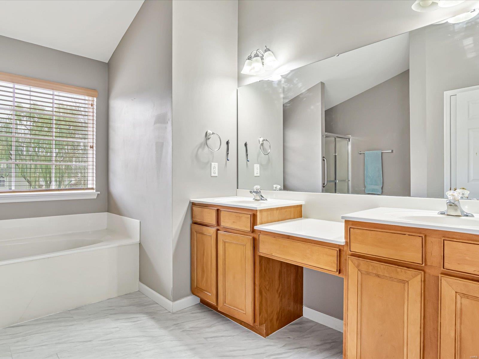 6813 Wellington Valley Court