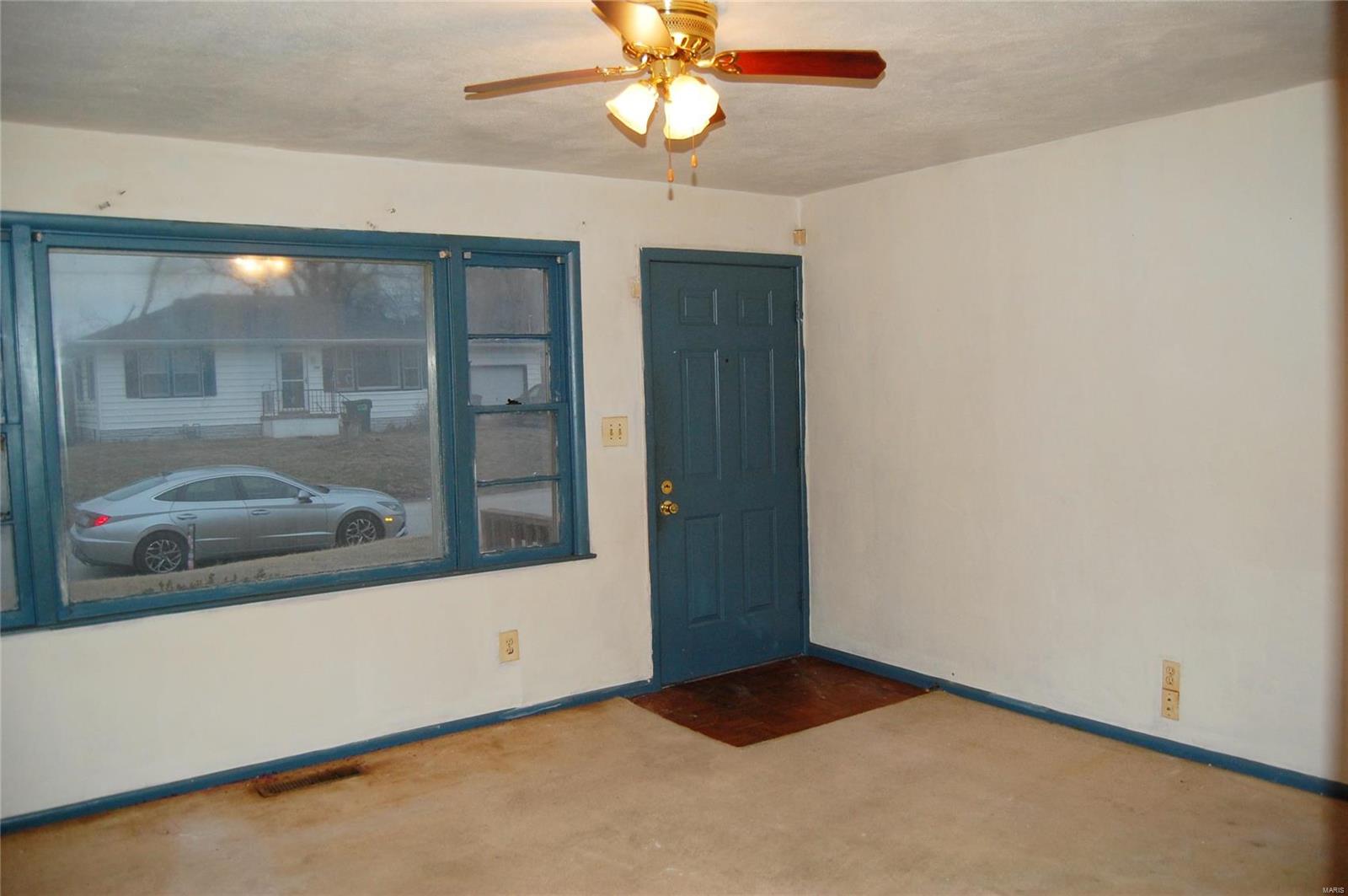 105 Cascade Drive
