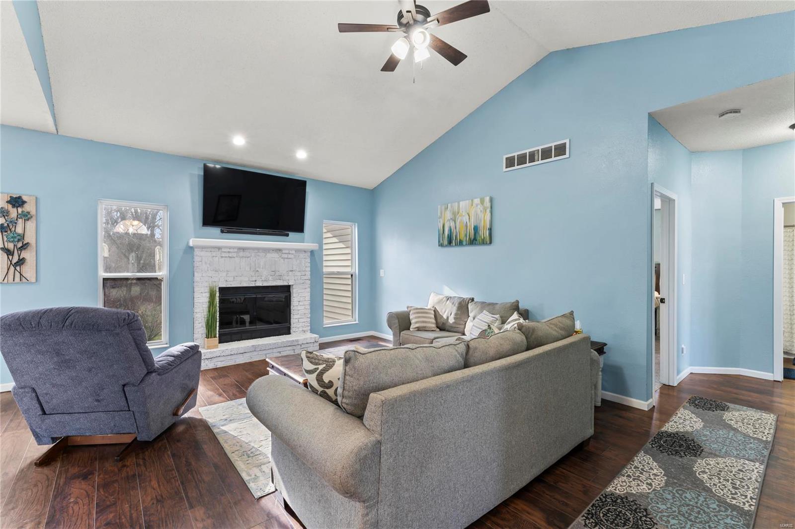 1273 Hillock Lane
