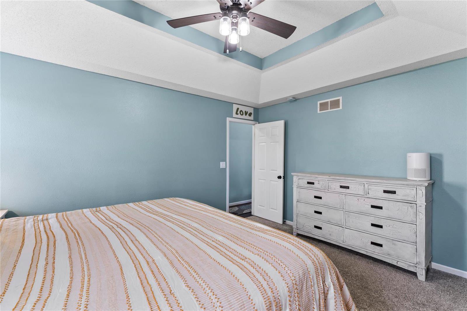 1273 Hillock Lane