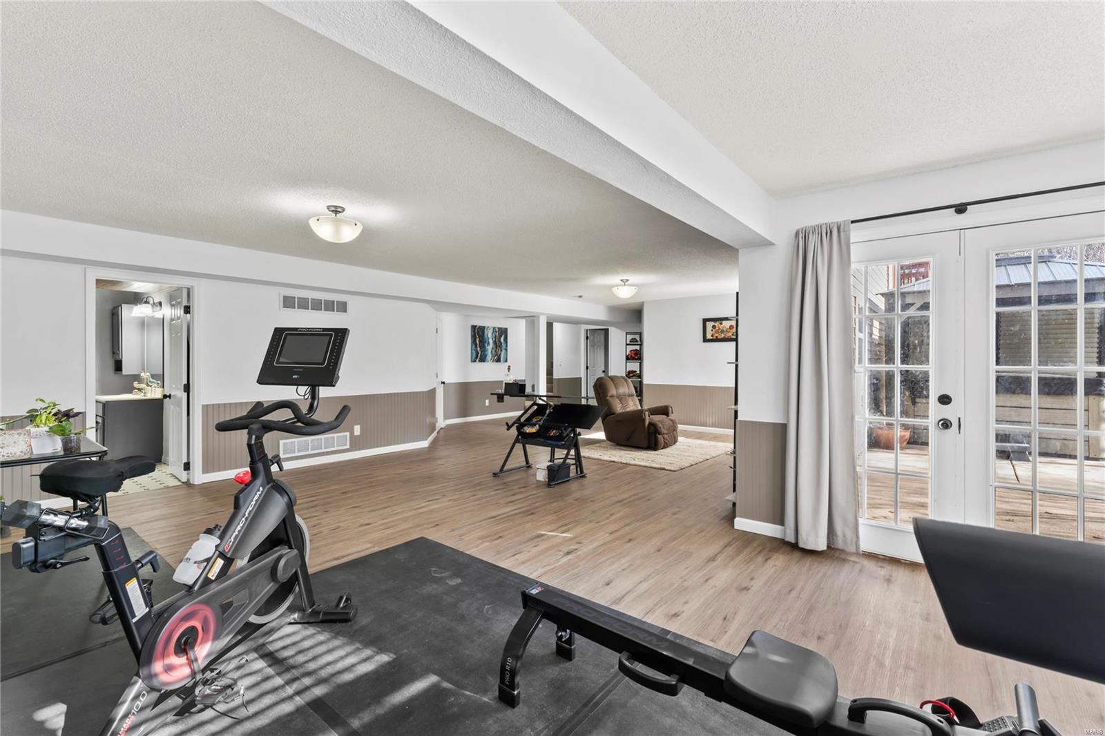 1273 Hillock Lane