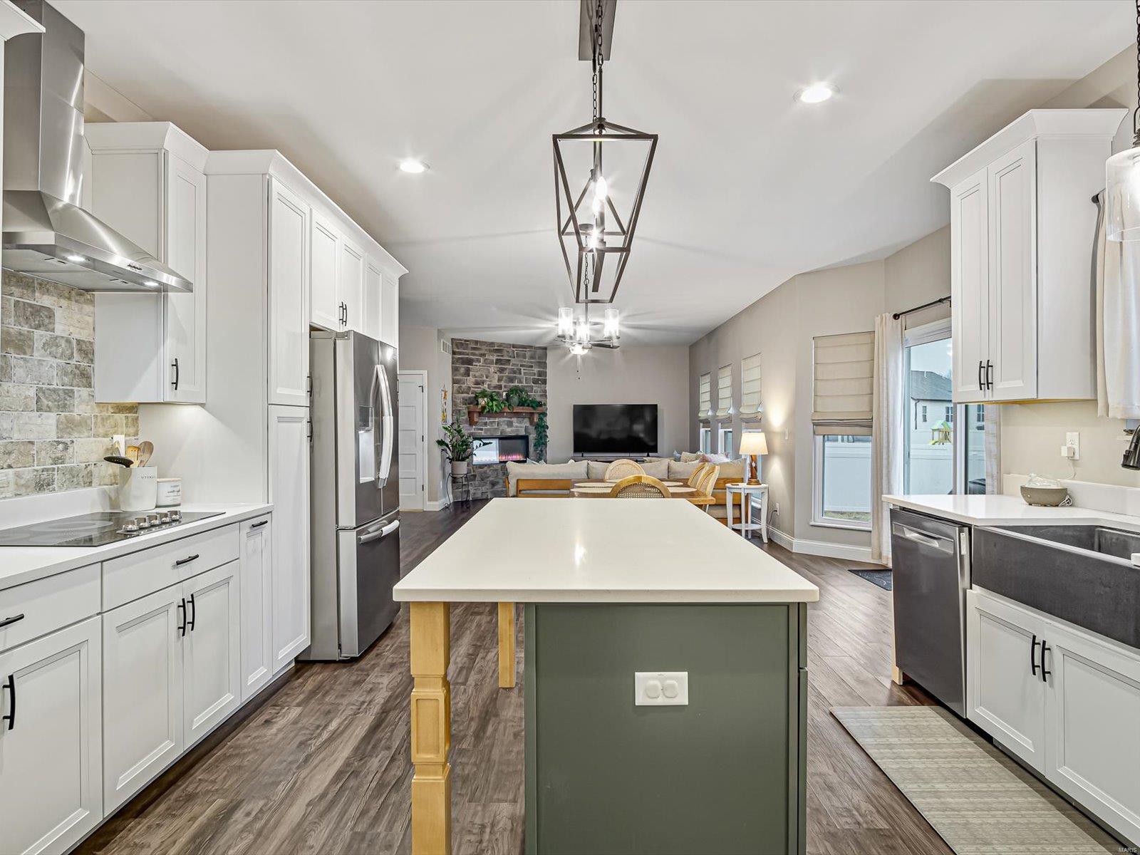 1452 Guilford Place